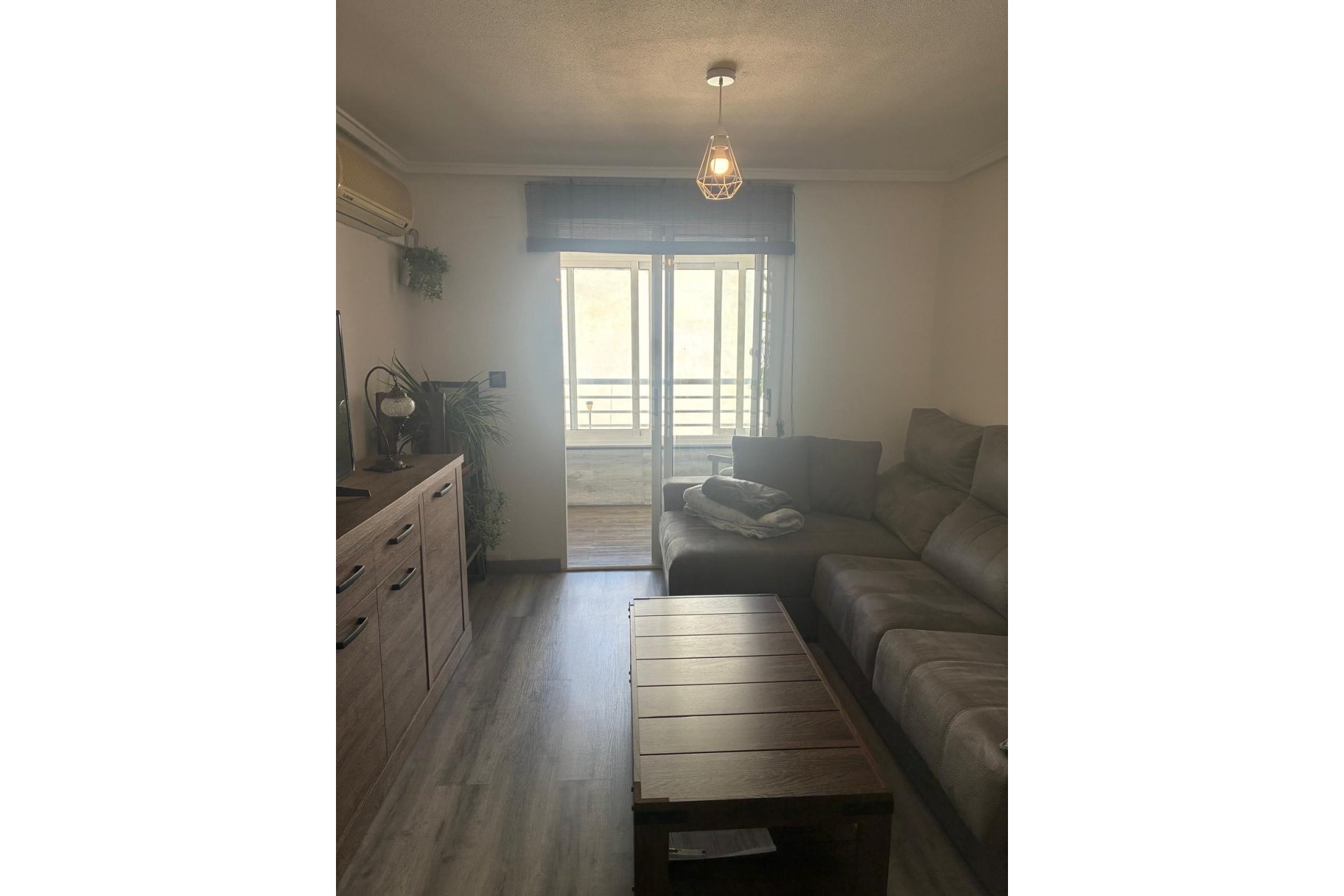 Segunda mano - Apartamento -
Torrevieja - Centro