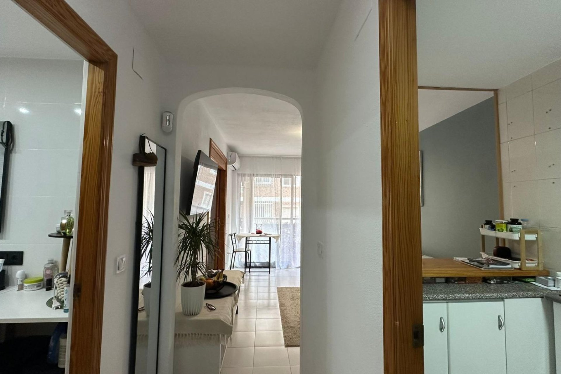 Segunda mano - Apartamento -
Torrevieja - Centro