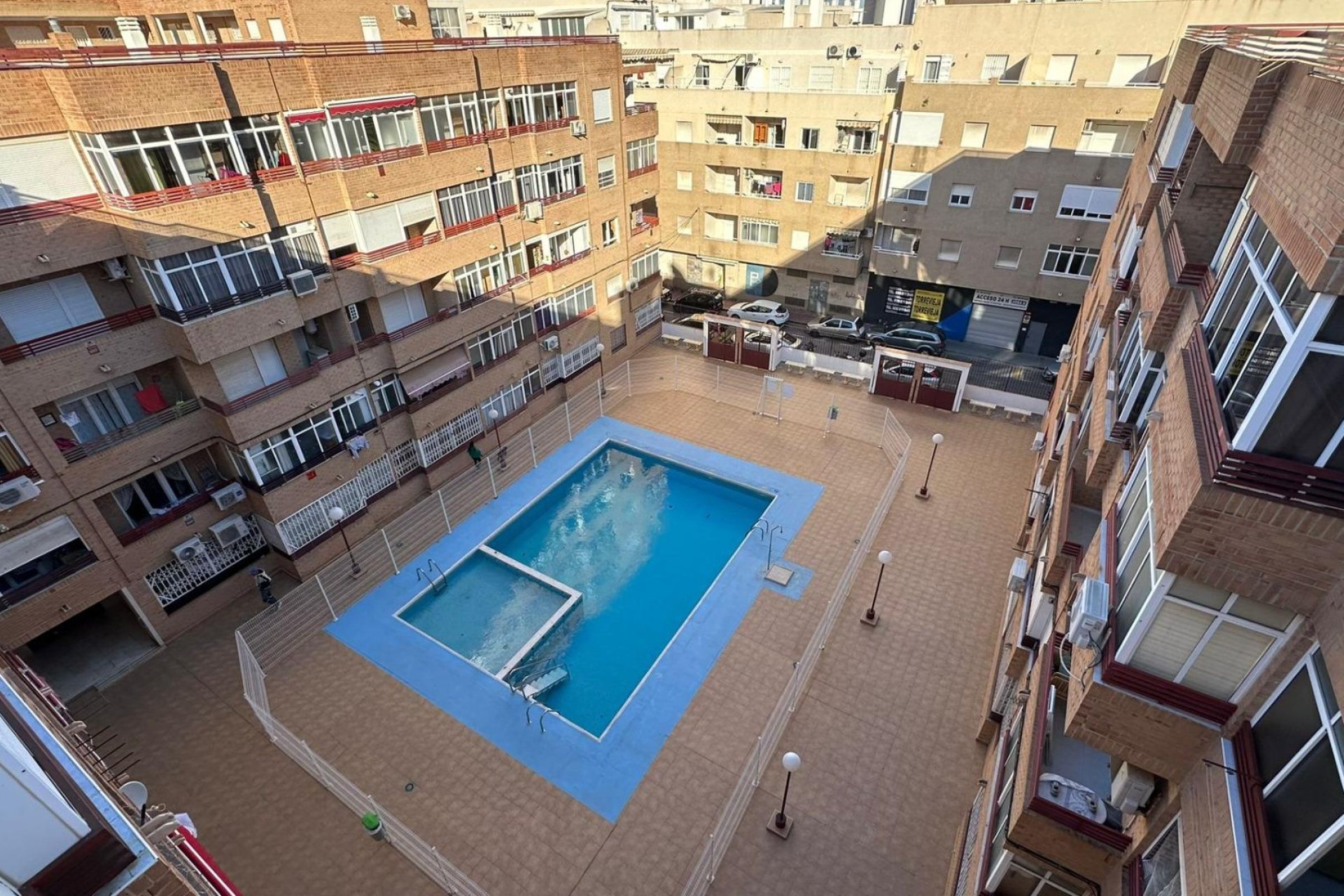Segunda mano - Apartamento -
Torrevieja - Centro