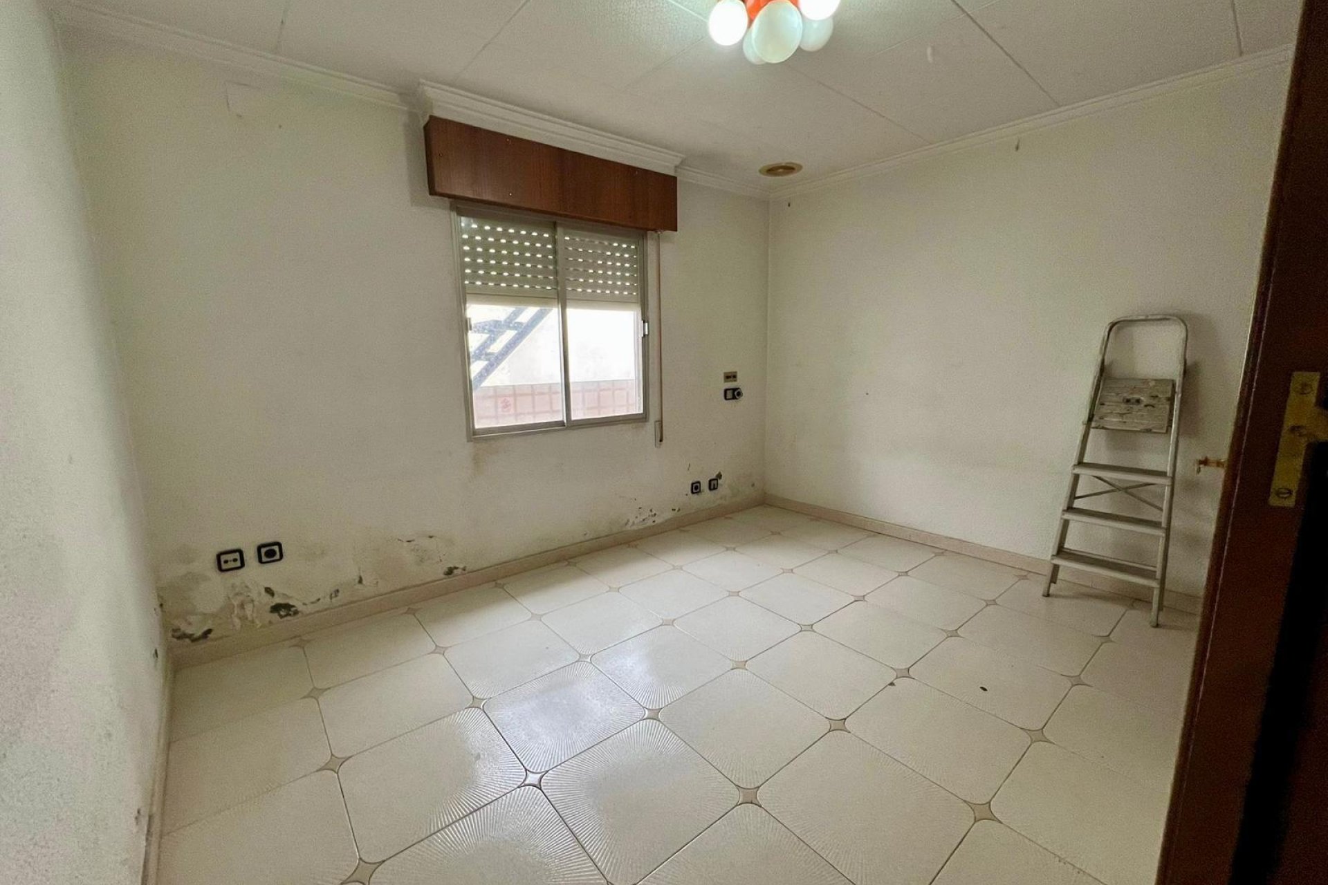 Segunda mano - Apartamento -
Torrevieja - Centro