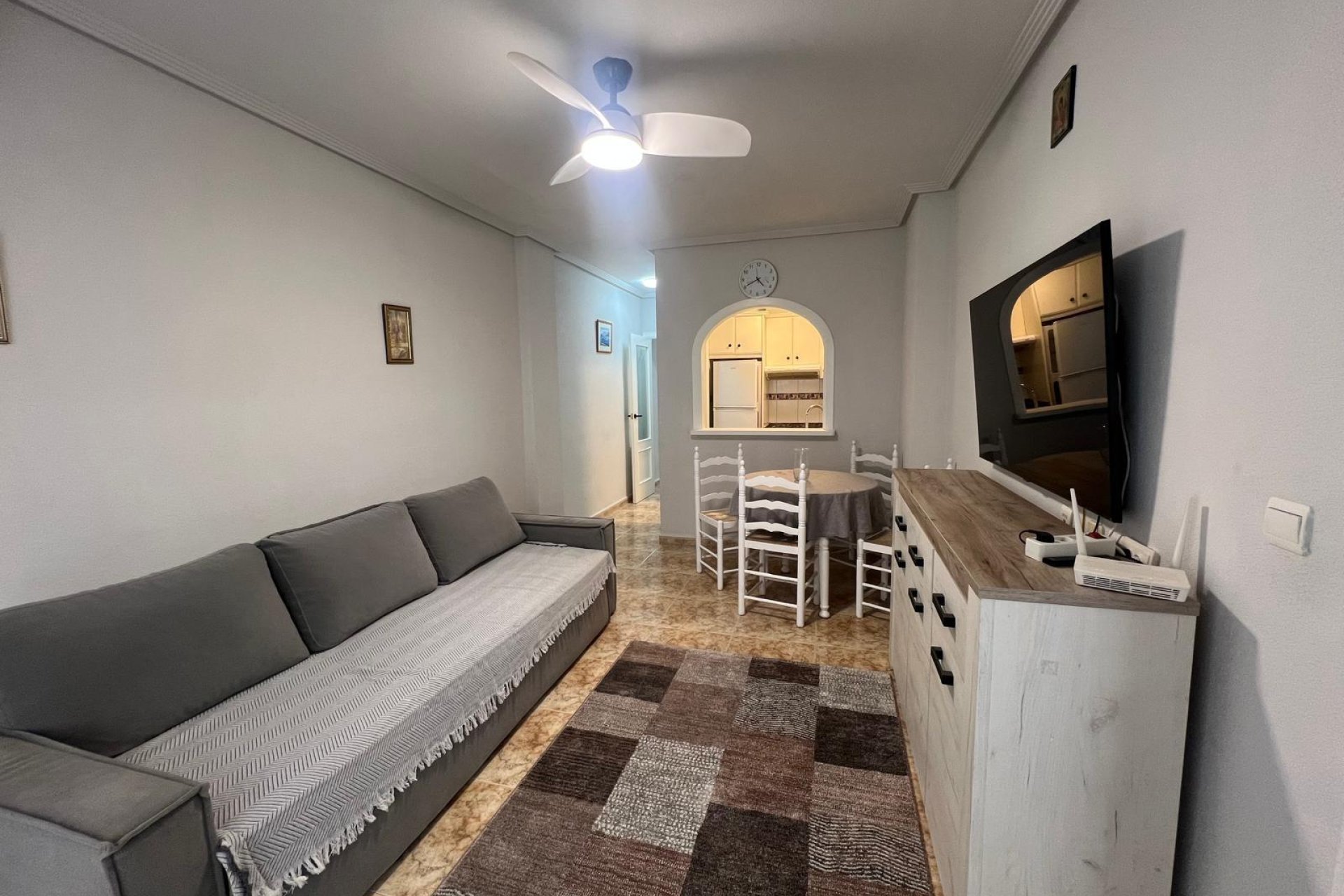 Segunda mano - Apartamento -
Torrevieja - Centro