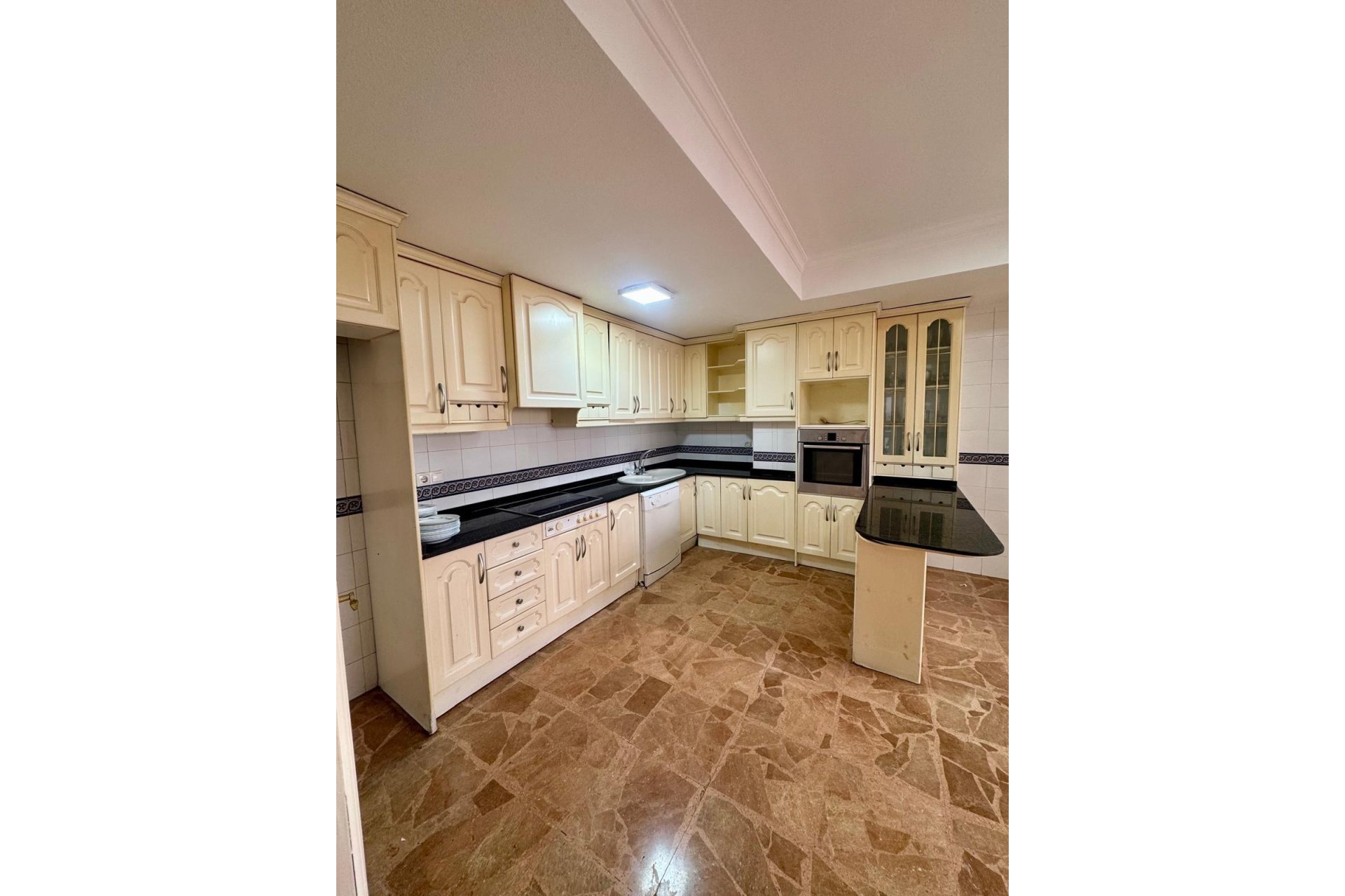 Segunda mano - Apartamento -
Torrevieja - Centro