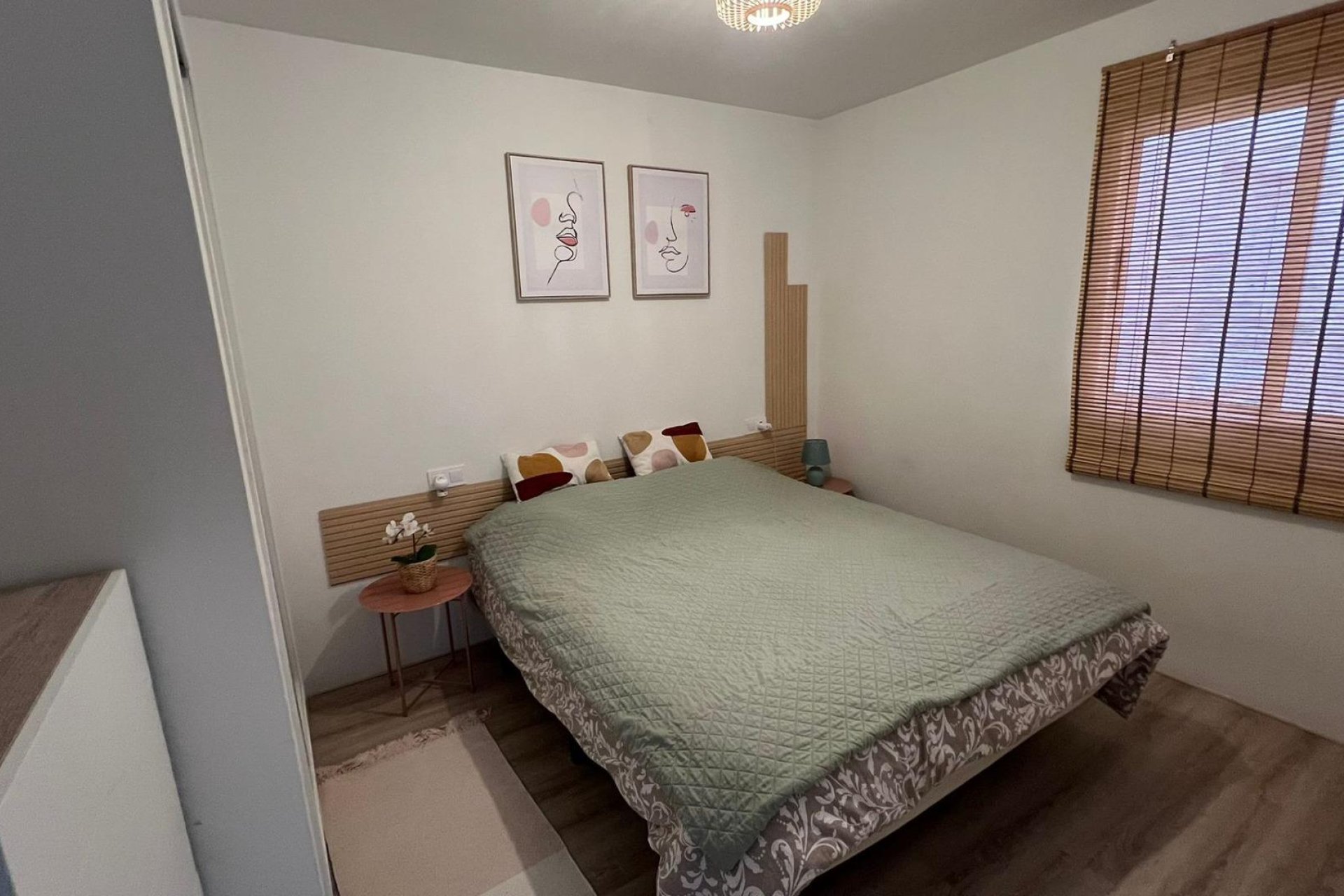 Segunda mano - Apartamento -
Torrevieja - Centro