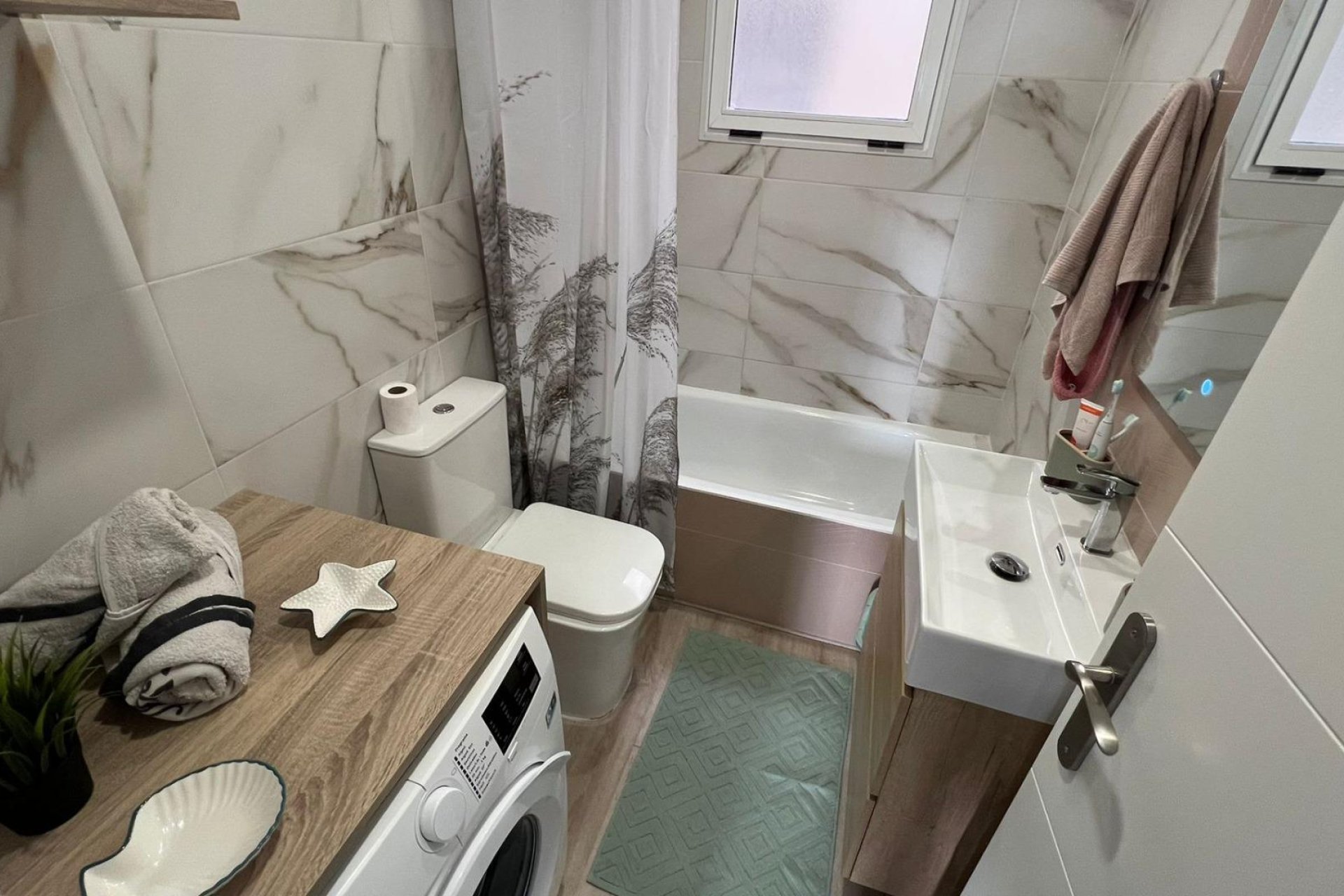 Segunda mano - Apartamento -
Torrevieja - Centro