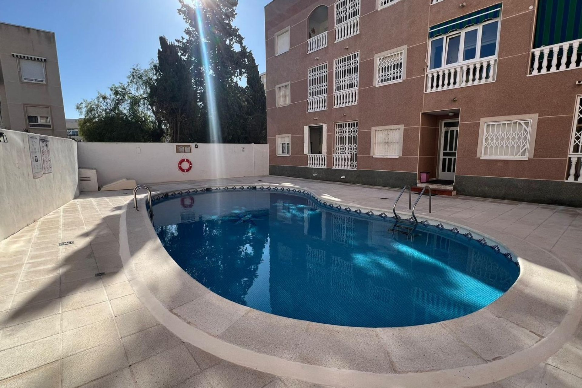 Segunda mano - Apartamento -
Torrevieja - Centro
