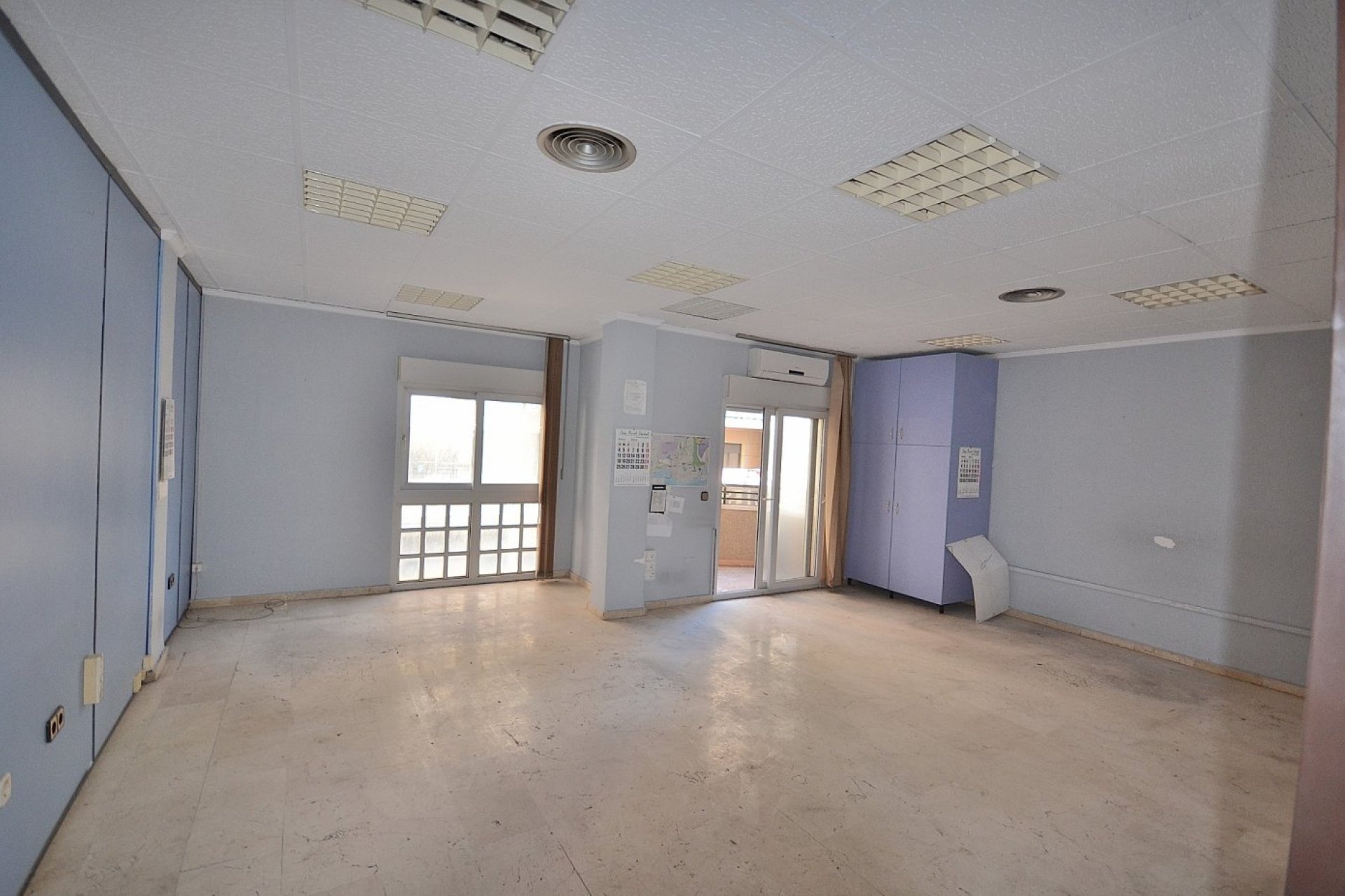 Segunda mano - Apartamento -
Torrevieja - Centro