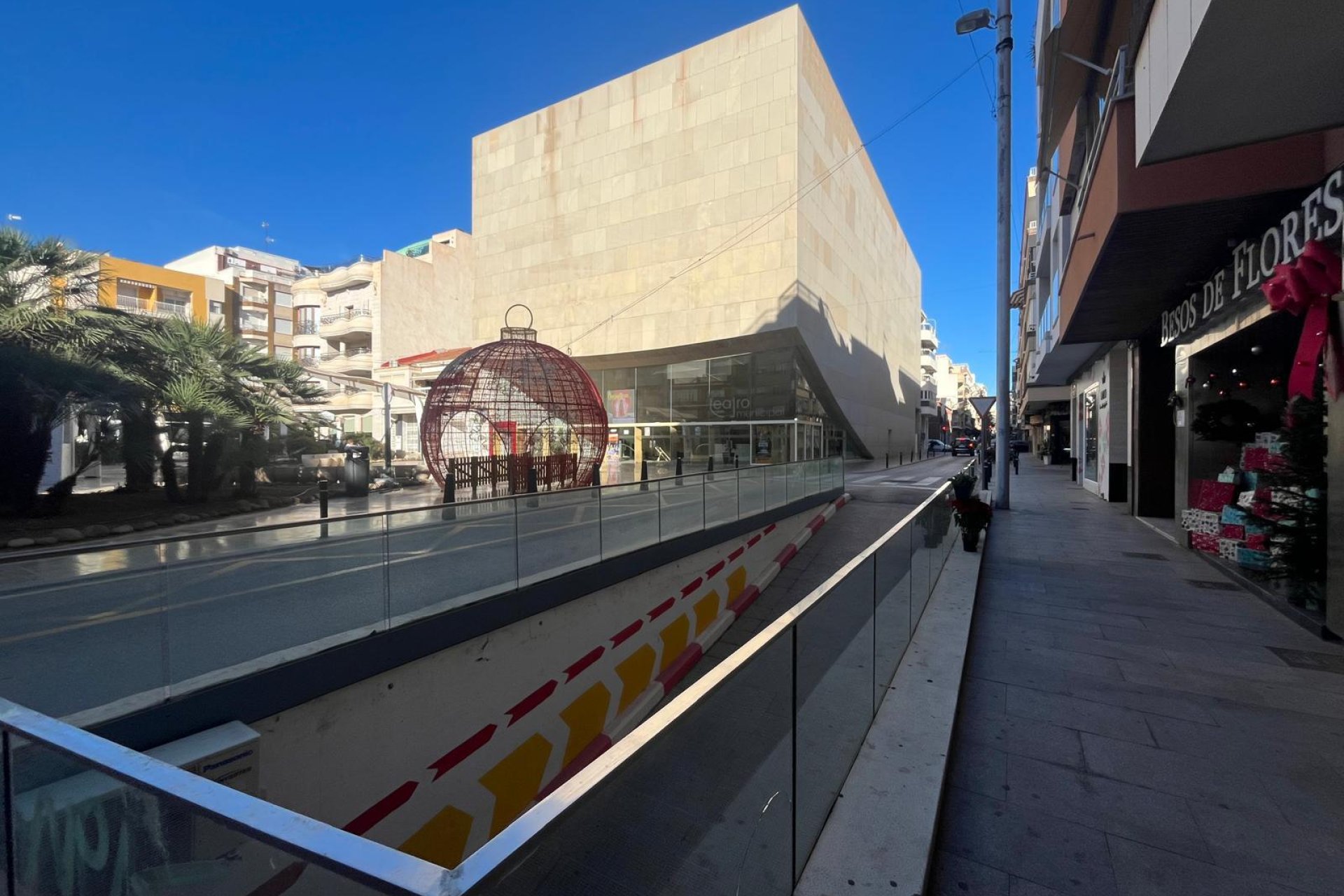 Segunda mano - Apartamento -
Torrevieja - Centro