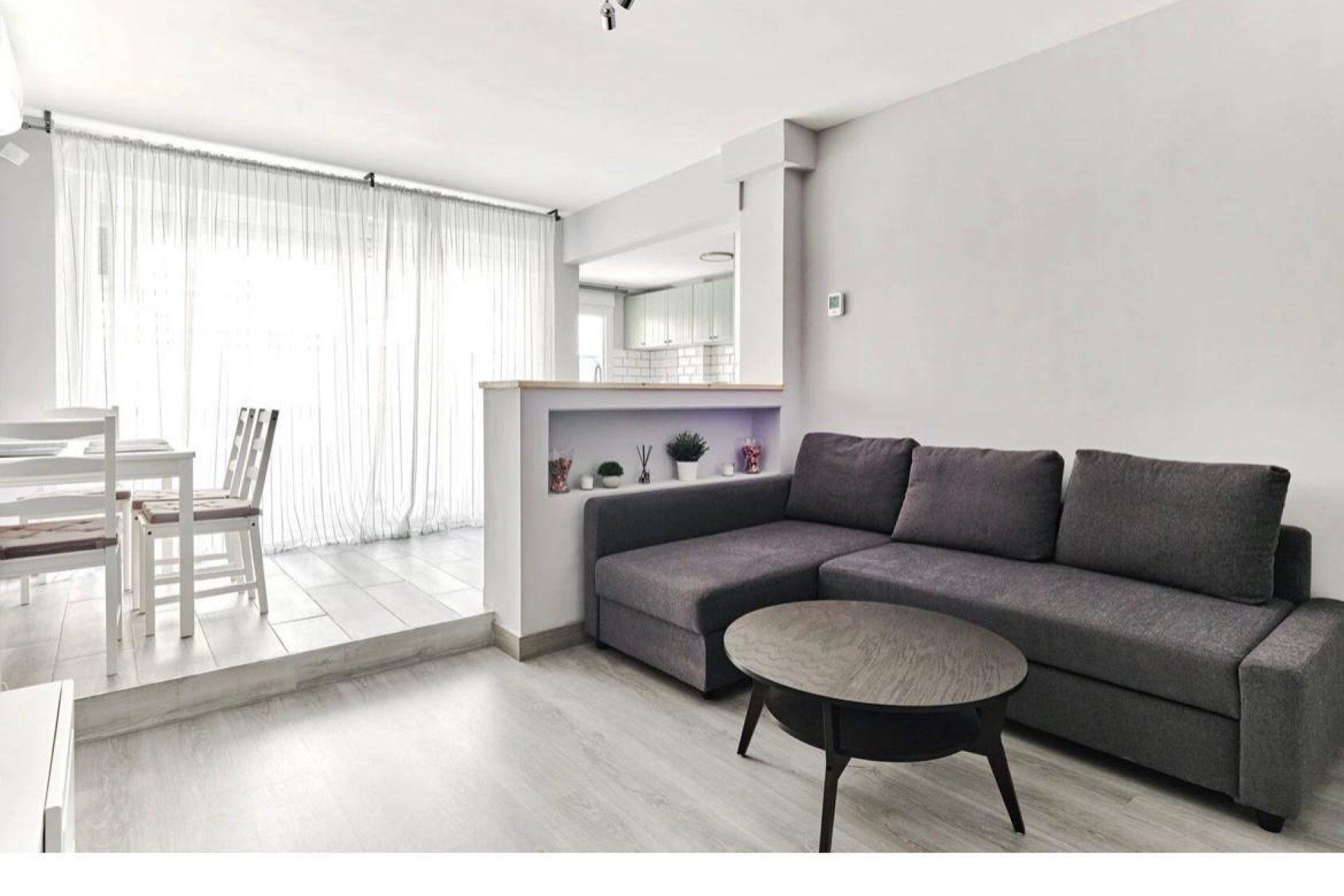 Segunda mano - Apartamento -
Torrevieja - Centro