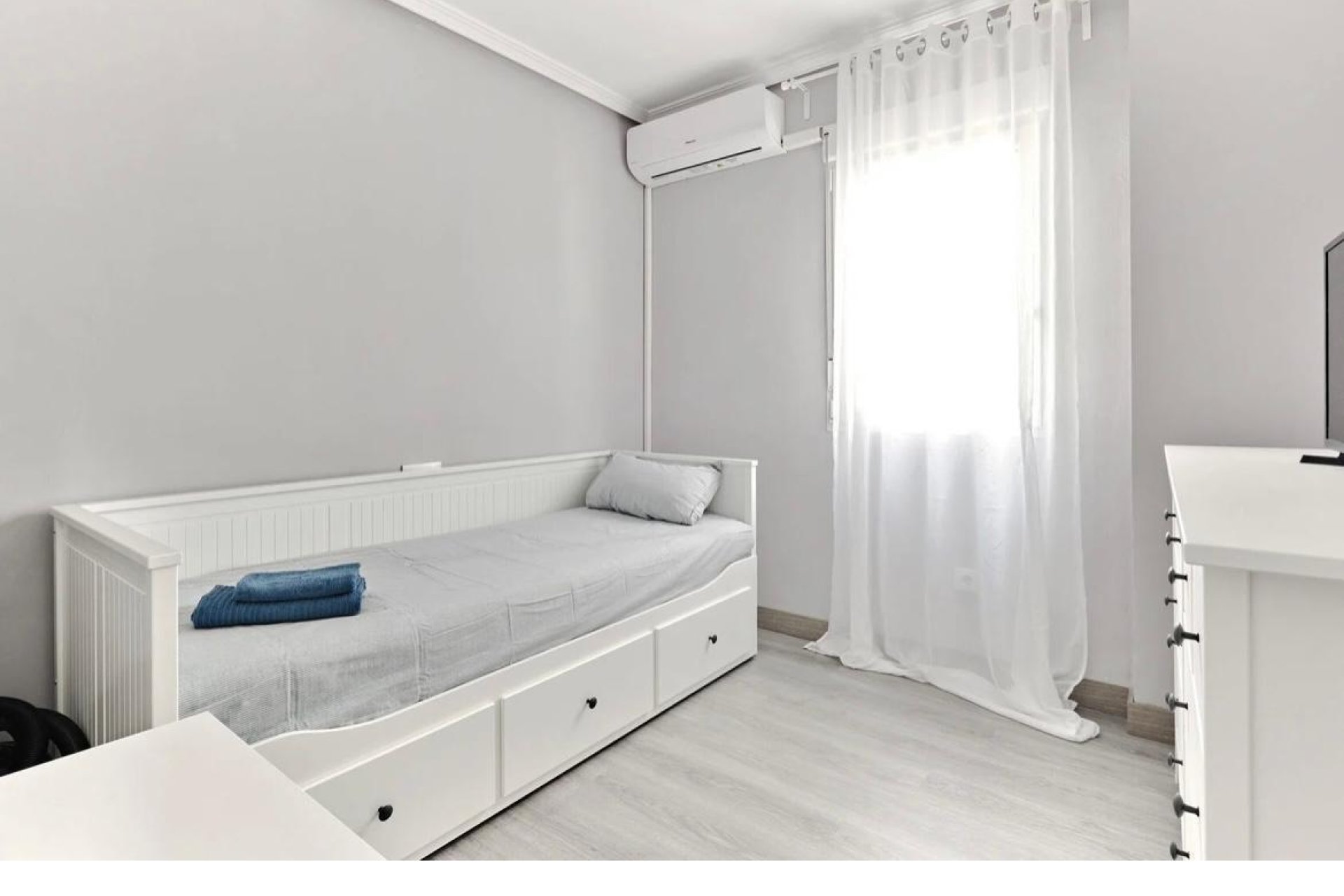 Segunda mano - Apartamento -
Torrevieja - Centro