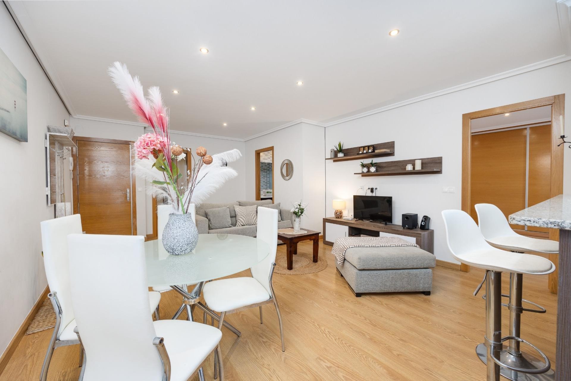 Segunda mano - Apartamento -
Torrevieja - Centro