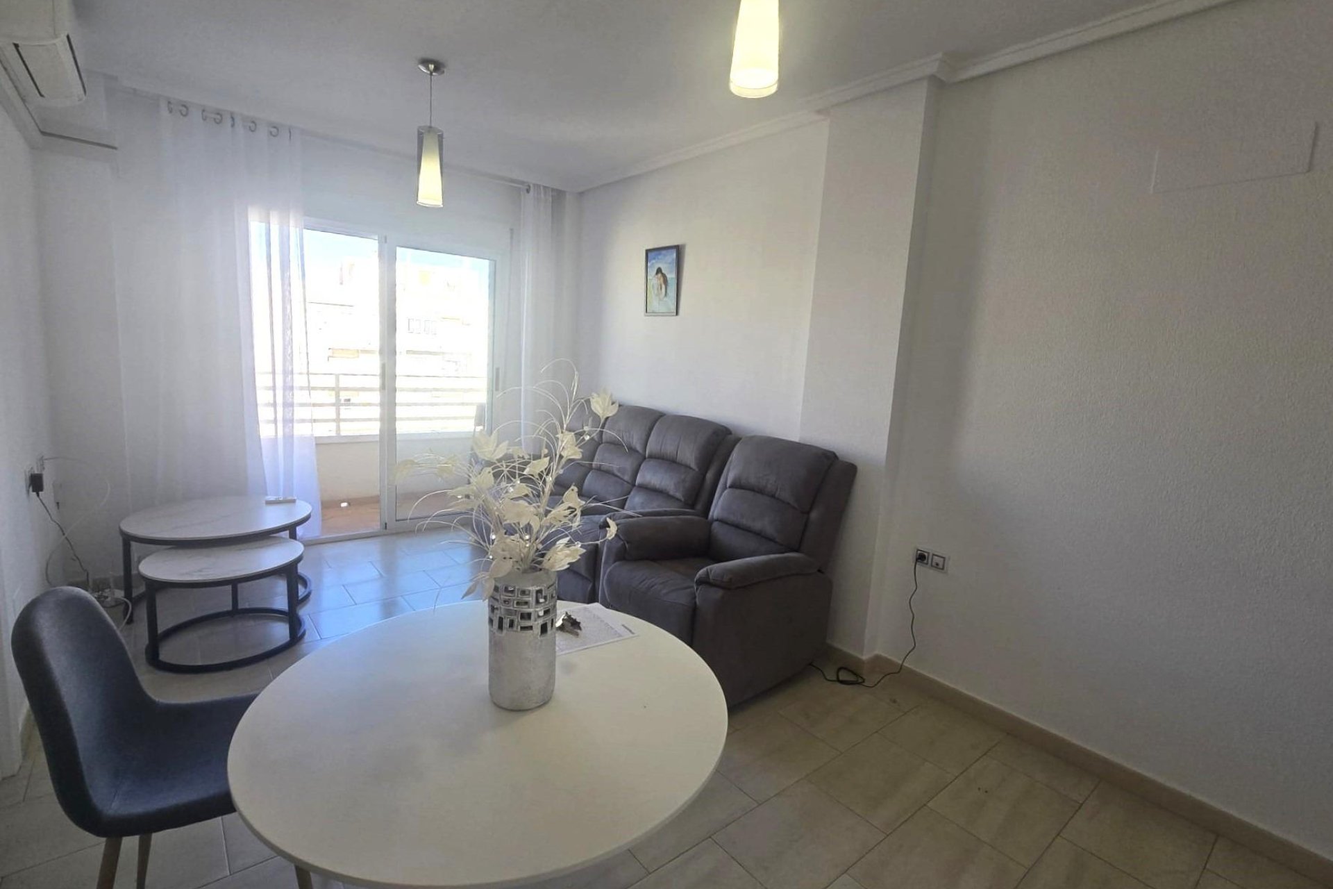 Segunda mano - Apartamento -
Torrevieja - Centro