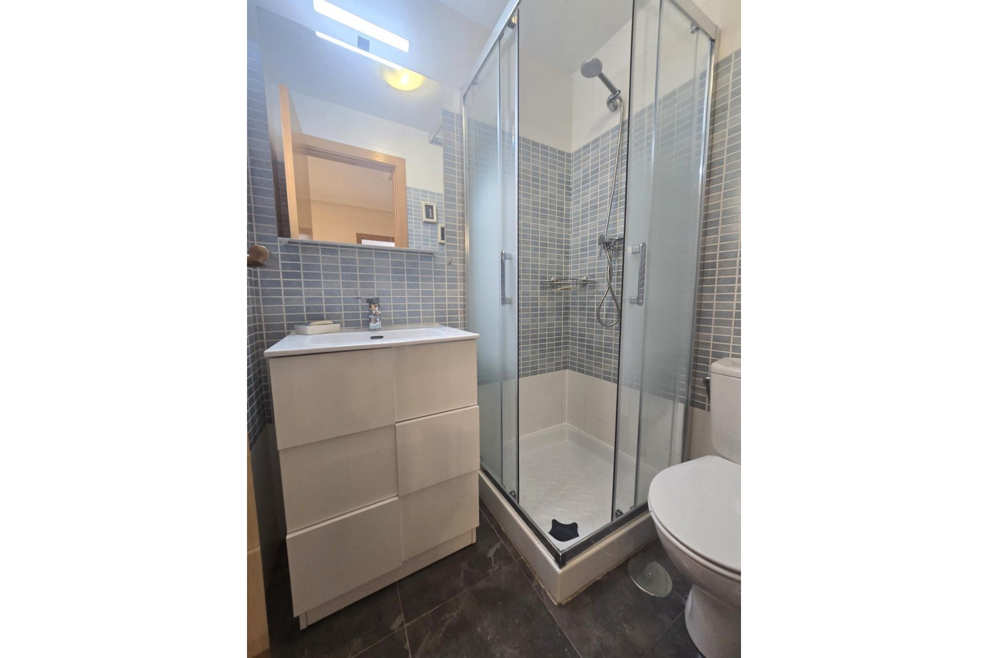 Segunda mano - Apartamento -
Torrevieja - Centro