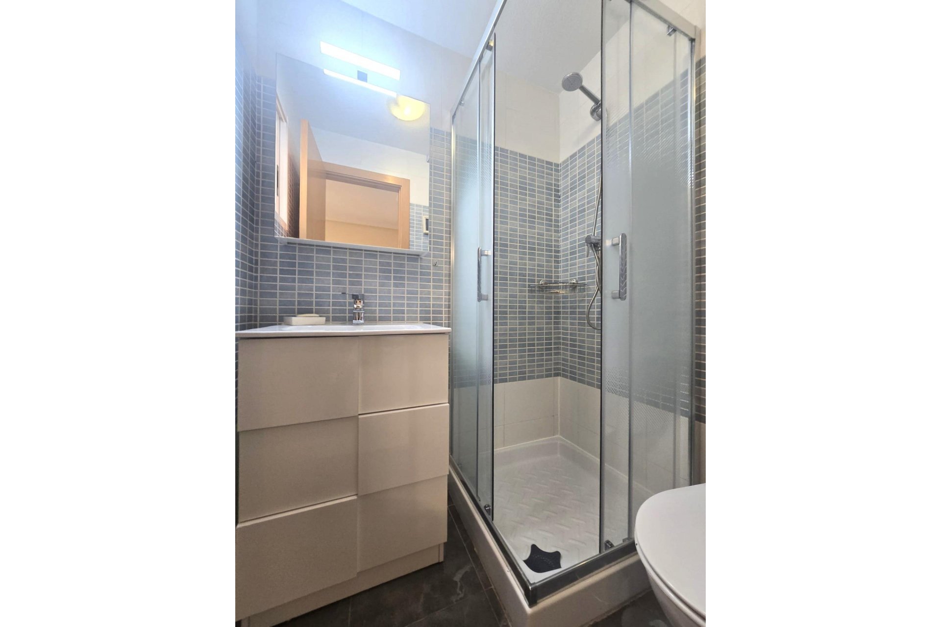 Segunda mano - Apartamento -
Torrevieja - Centro