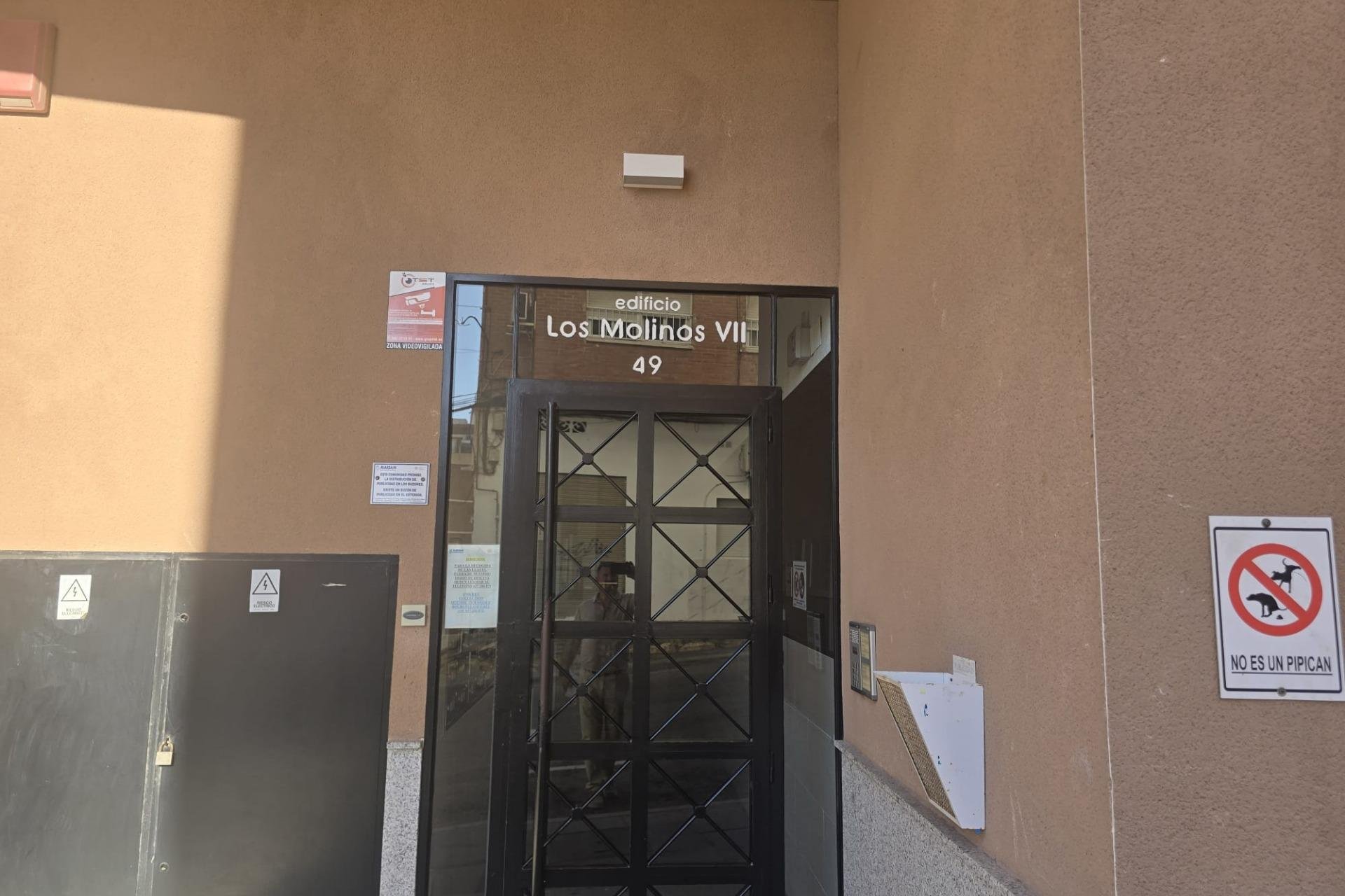 Segunda mano - Apartamento -
Torrevieja - Centro