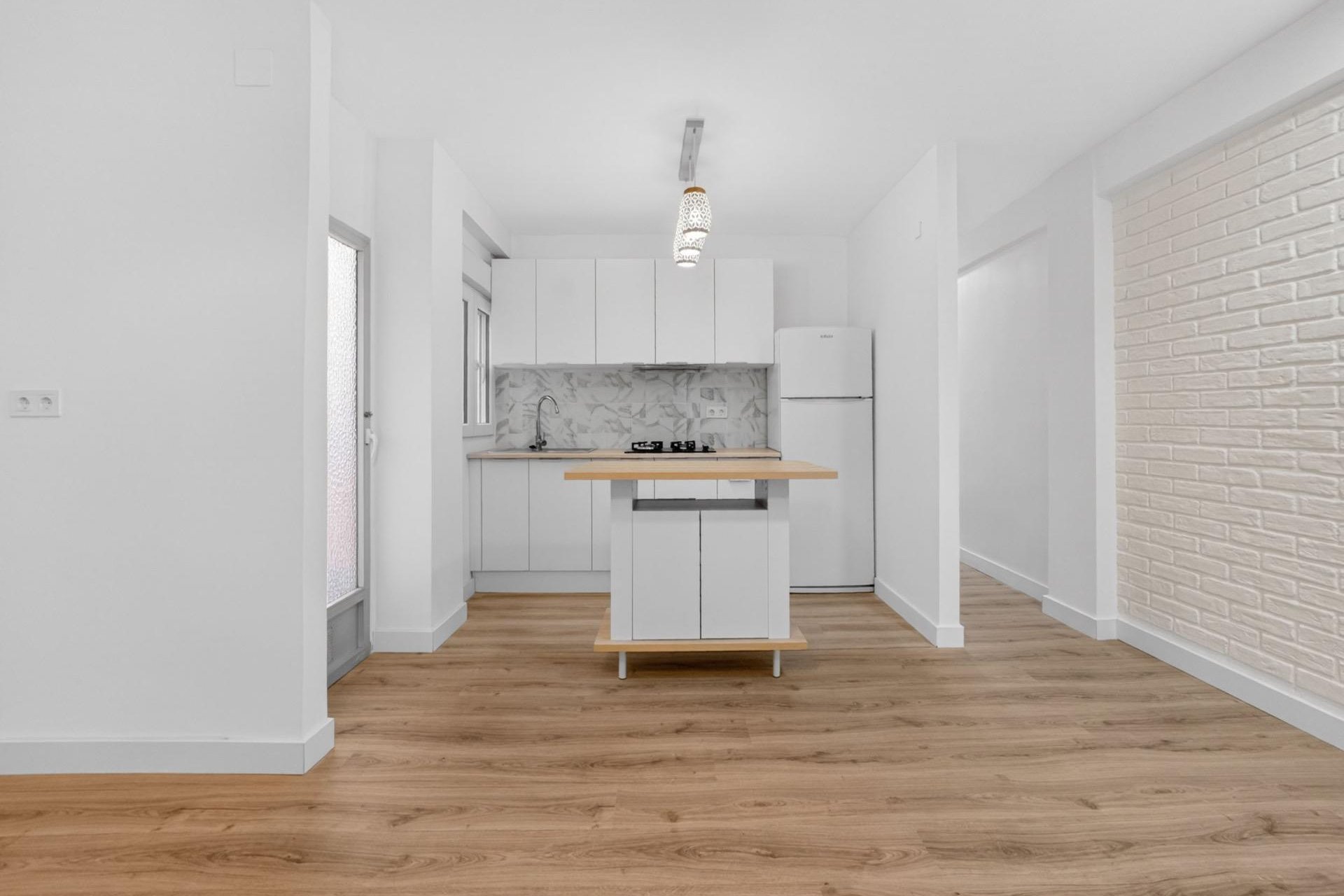 Segunda mano - Apartamento -
Torrevieja - Centro