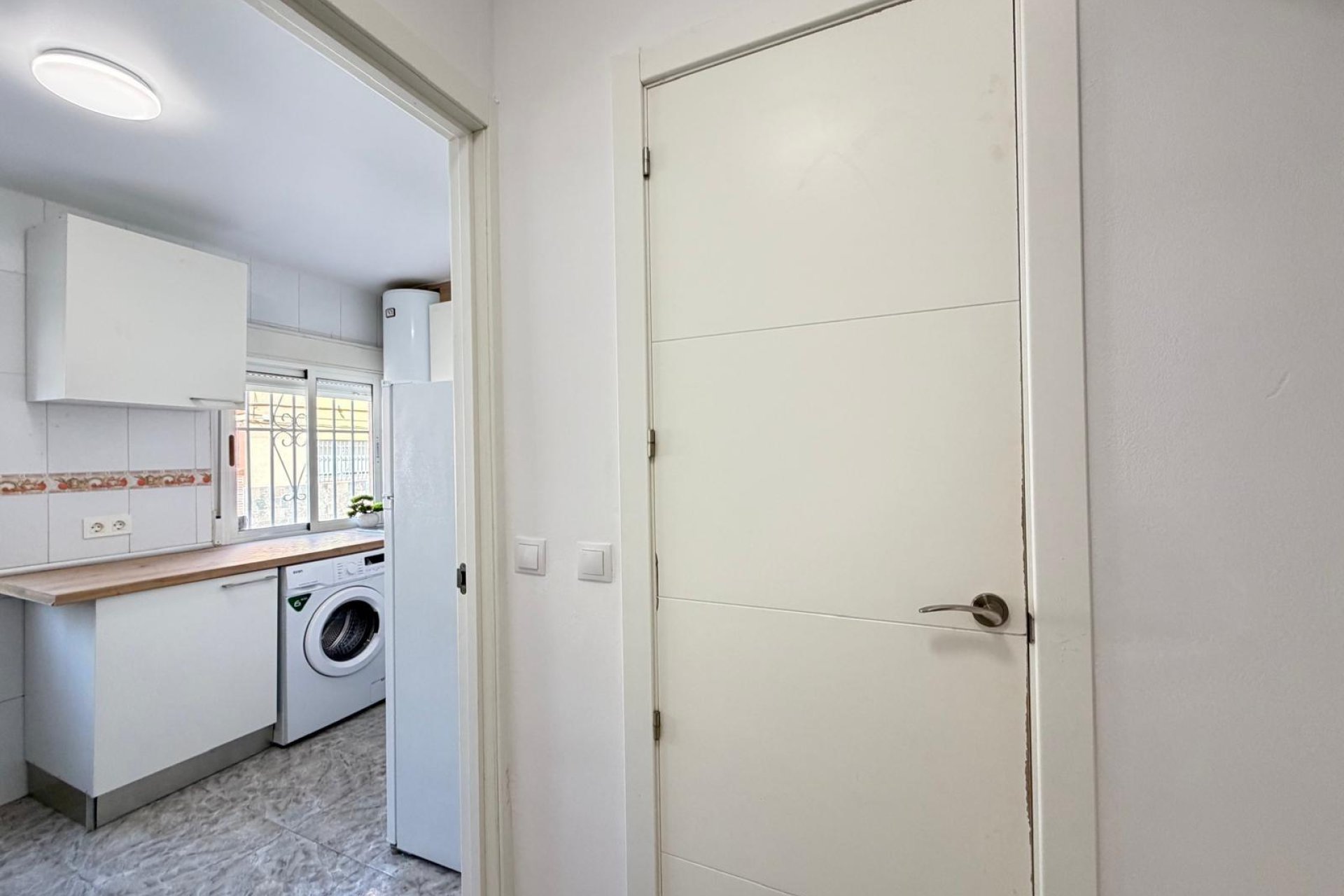Segunda mano - Apartamento -
Torrevieja - Centro
