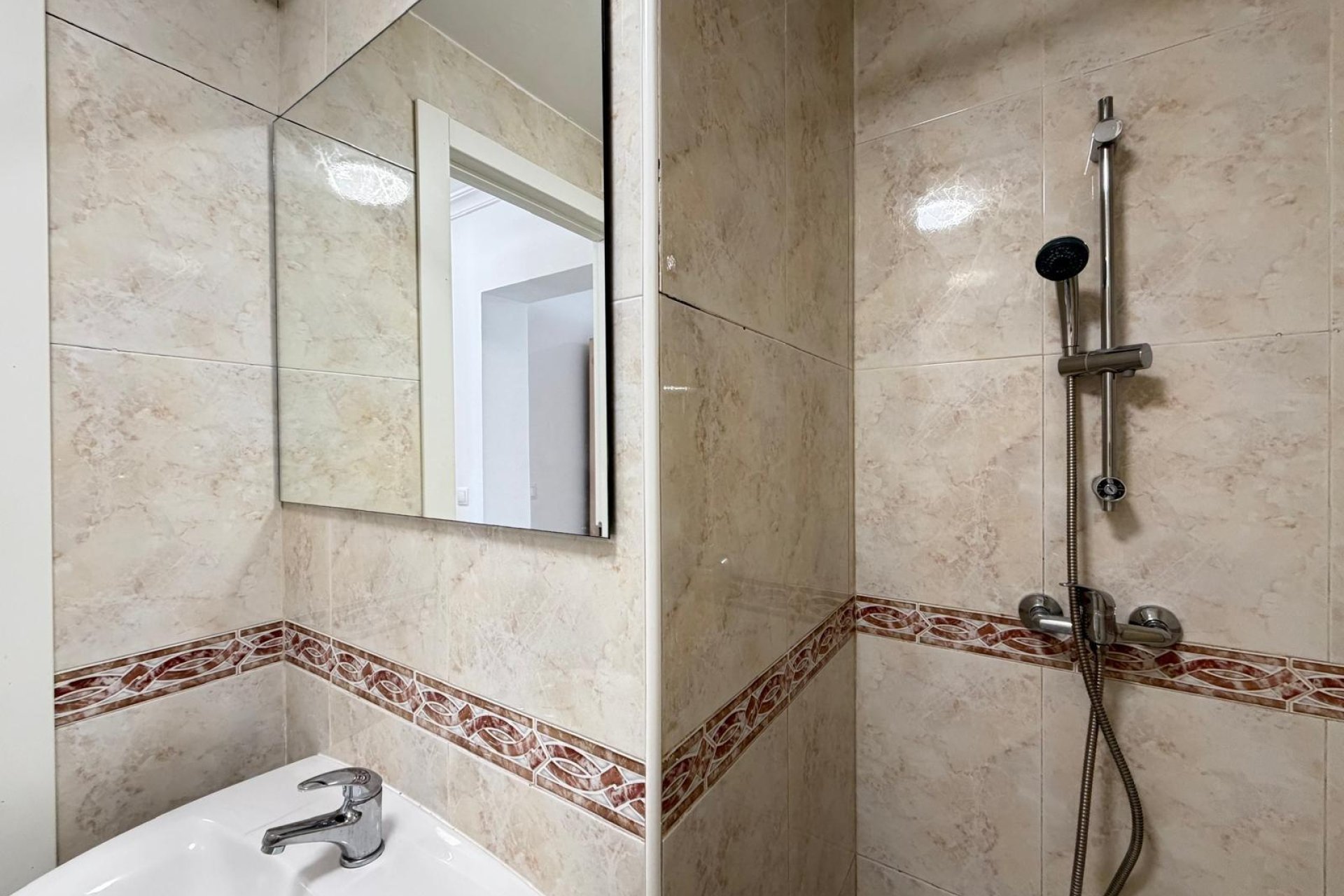Segunda mano - Apartamento -
Torrevieja - Centro