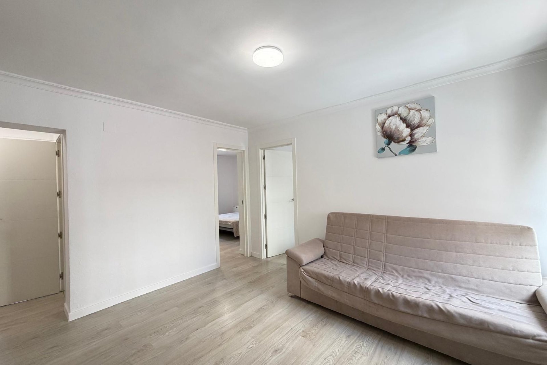Segunda mano - Apartamento -
Torrevieja - Centro