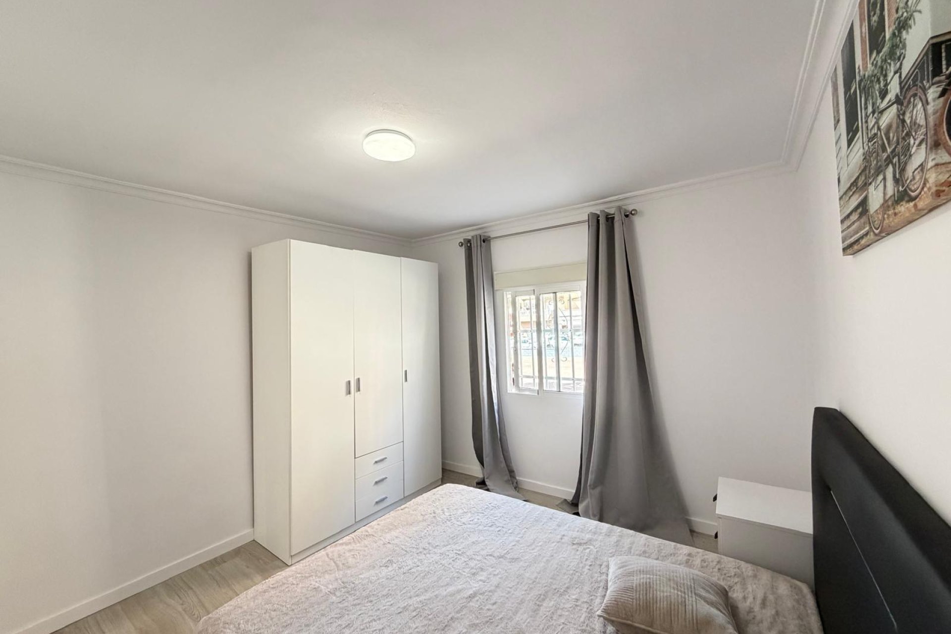 Segunda mano - Apartamento -
Torrevieja - Centro