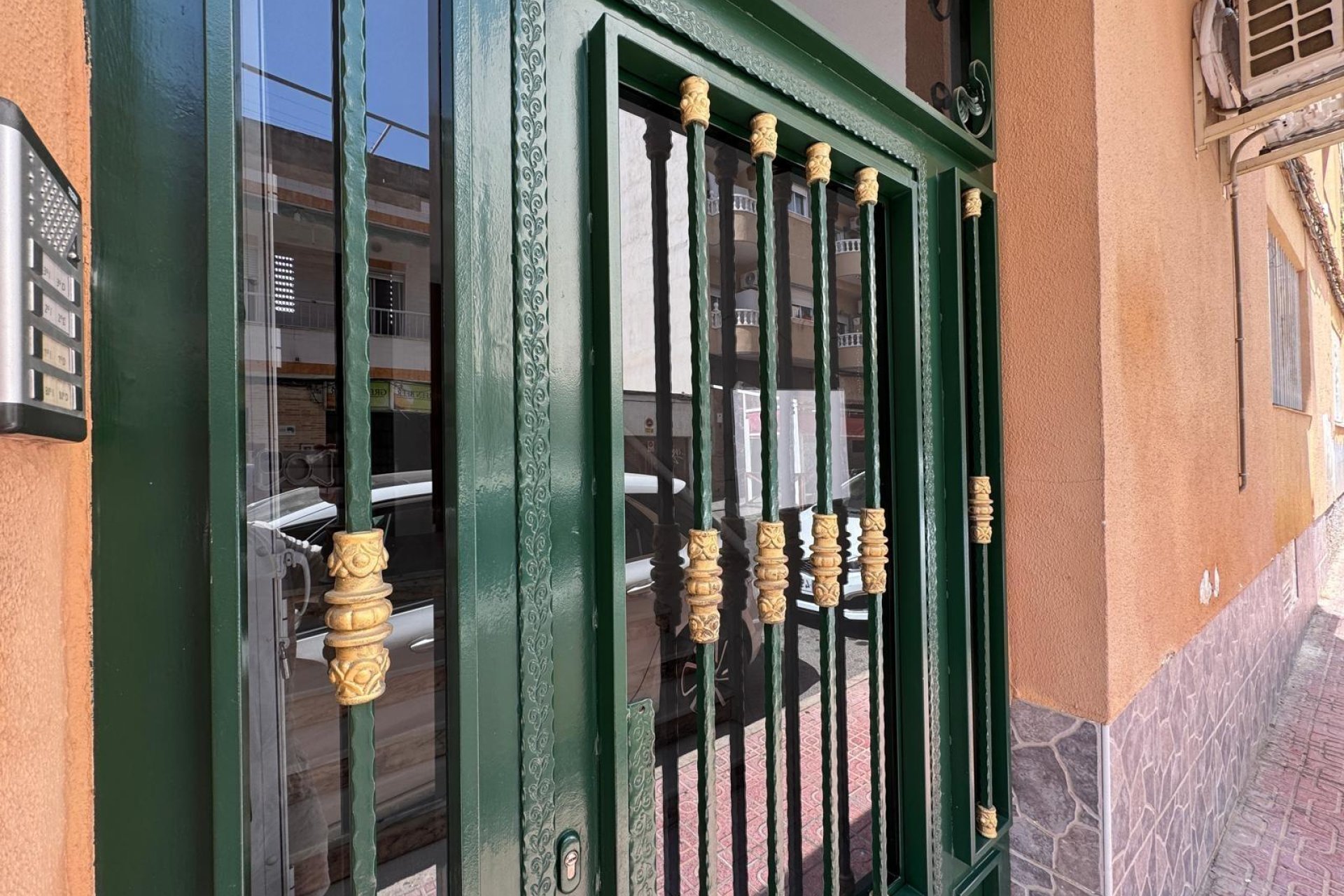 Segunda mano - Apartamento -
Torrevieja - Centro