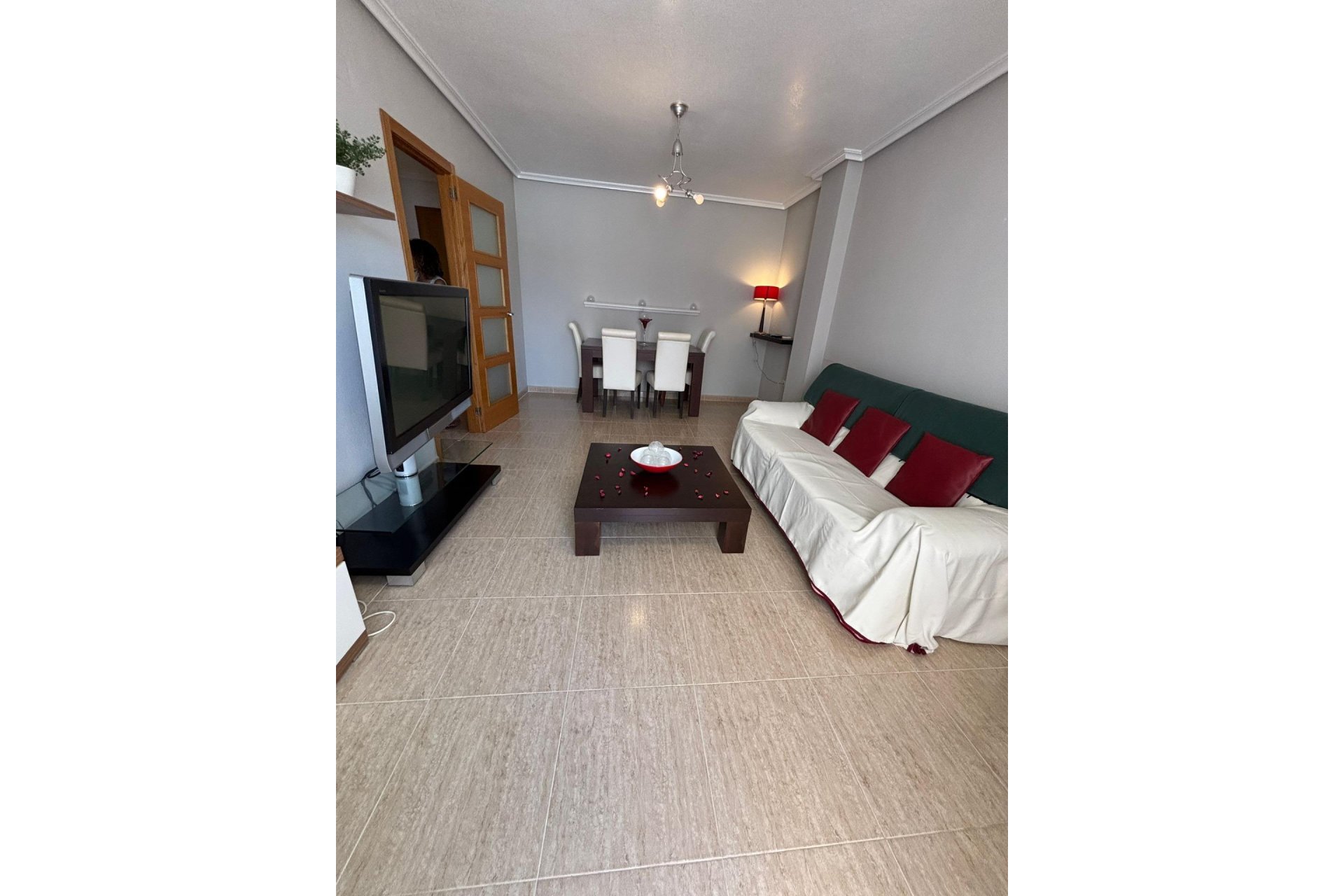 Segunda mano - Apartamento -
Torrevieja - Centro