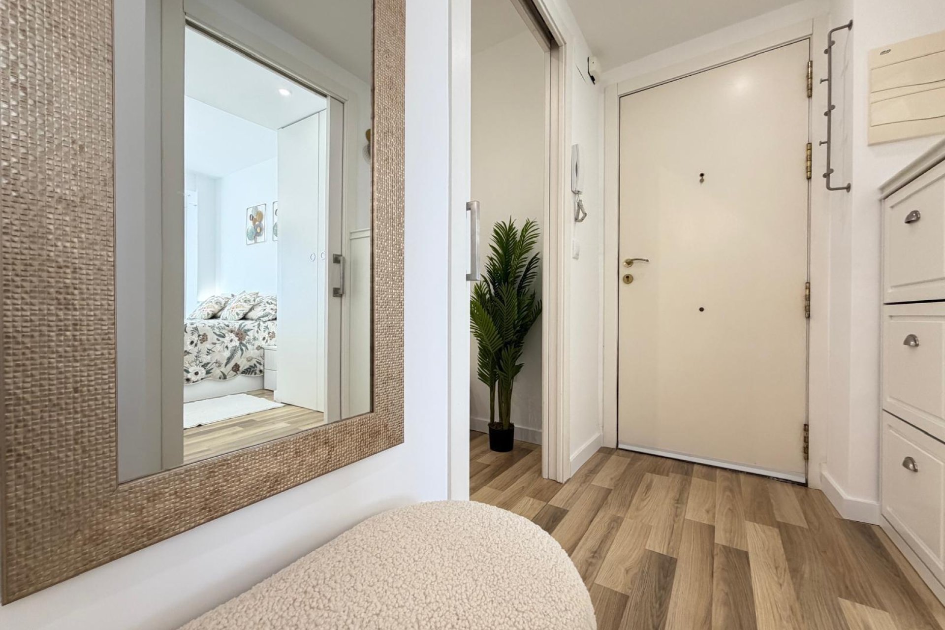 Segunda mano - Apartamento -
Torrevieja - Centro