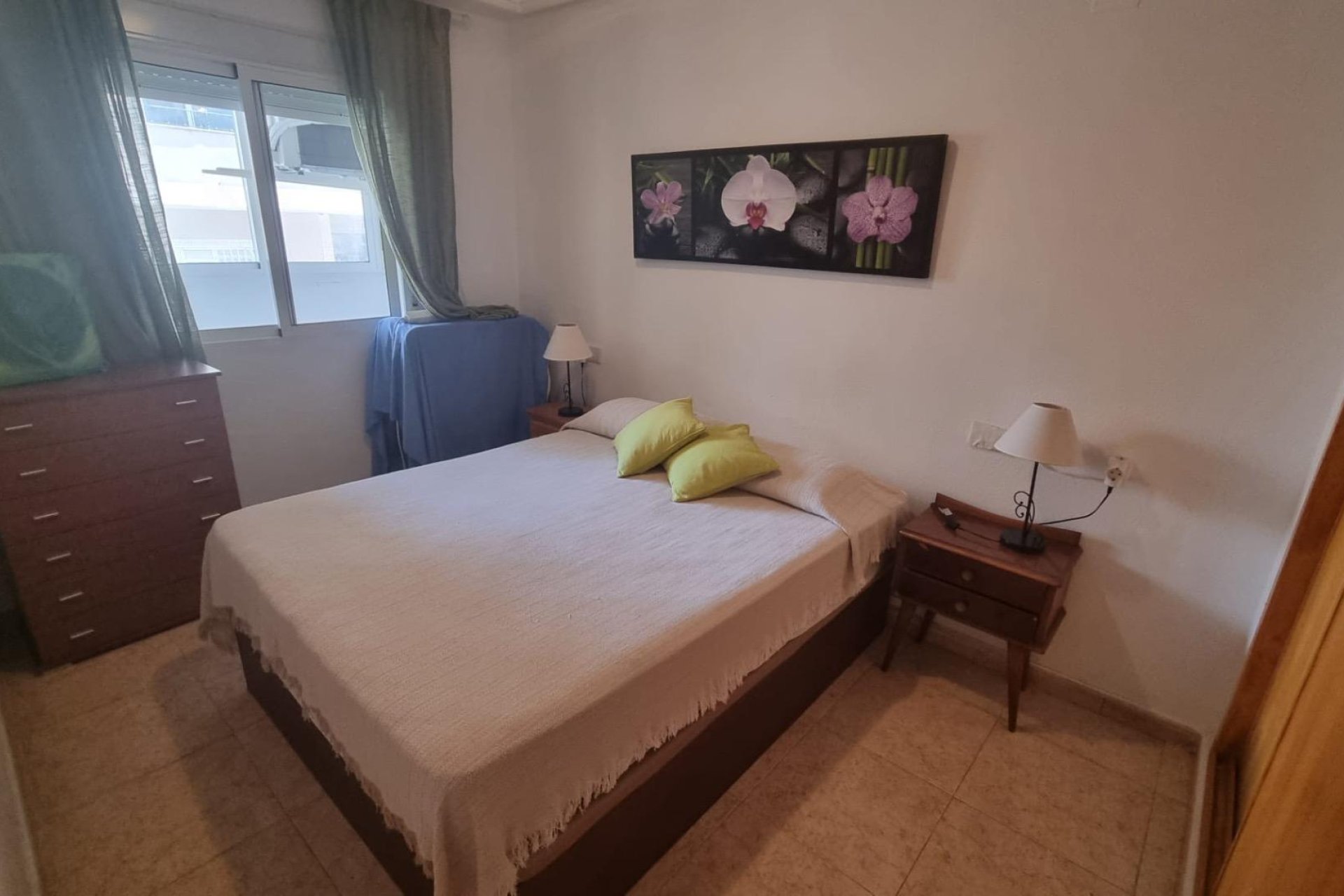 Segunda mano - Apartamento -
Torrevieja - Centro