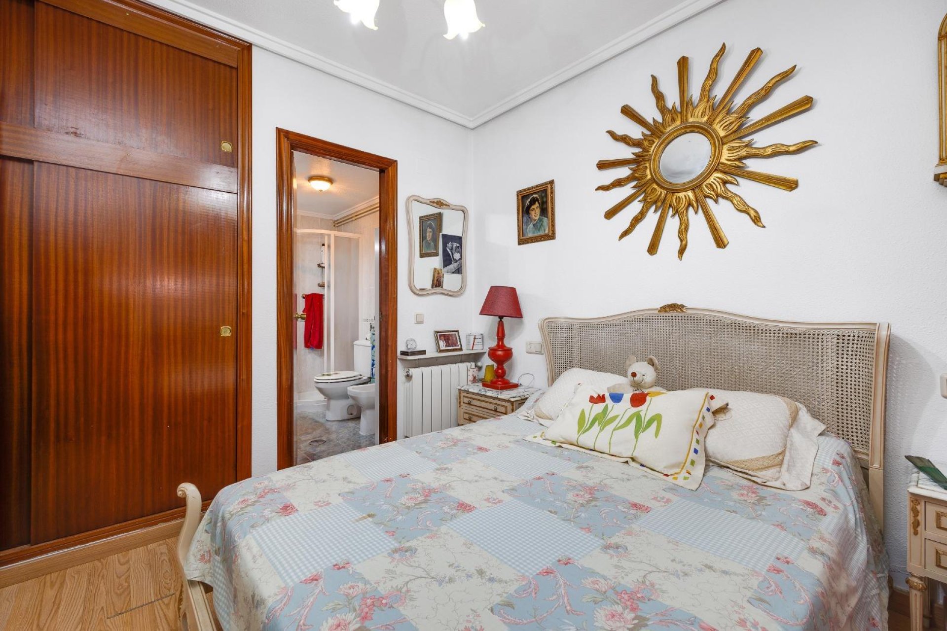 Segunda mano - Apartamento -
Torrevieja - Centro