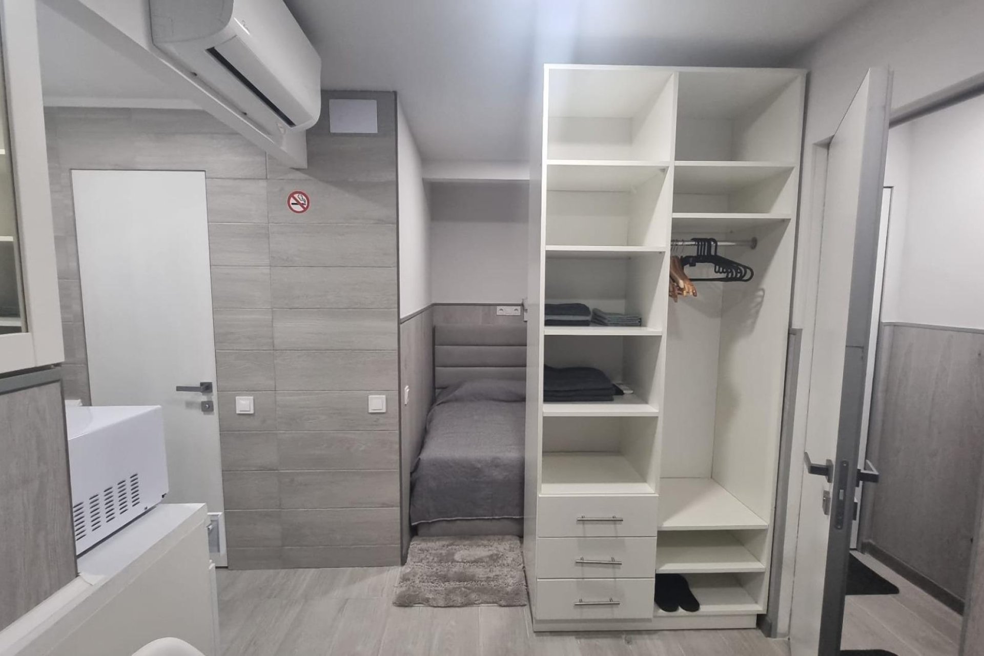 Segunda mano - Apartamento -
Torrevieja - Centro