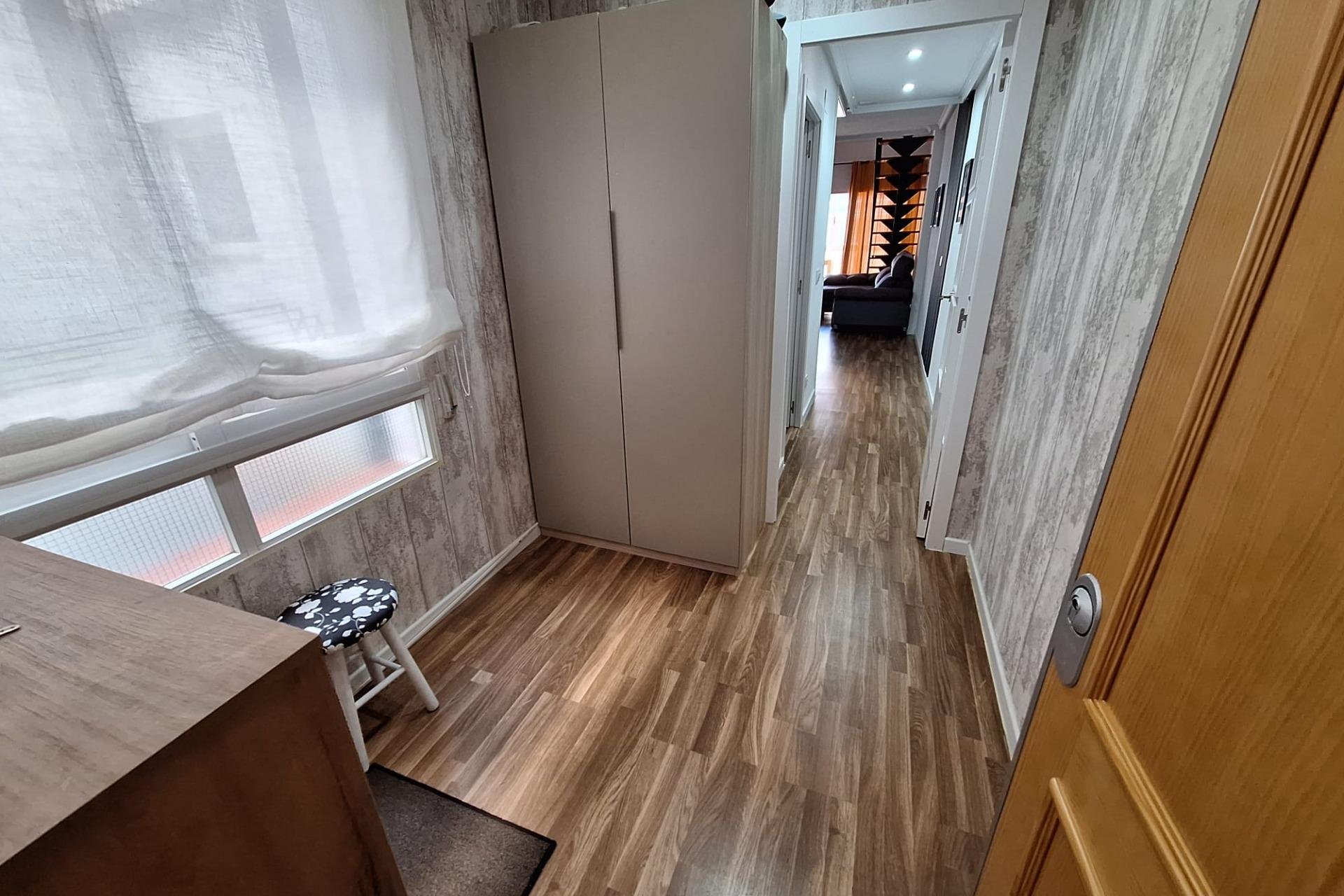 Segunda mano - Apartamento -
Torrevieja - Centro