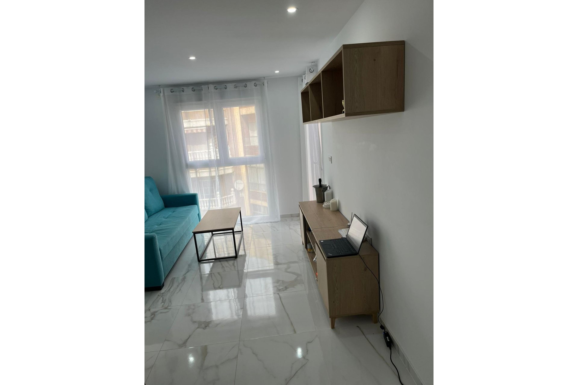 Segunda mano - Apartamento -
Torrevieja - Centro