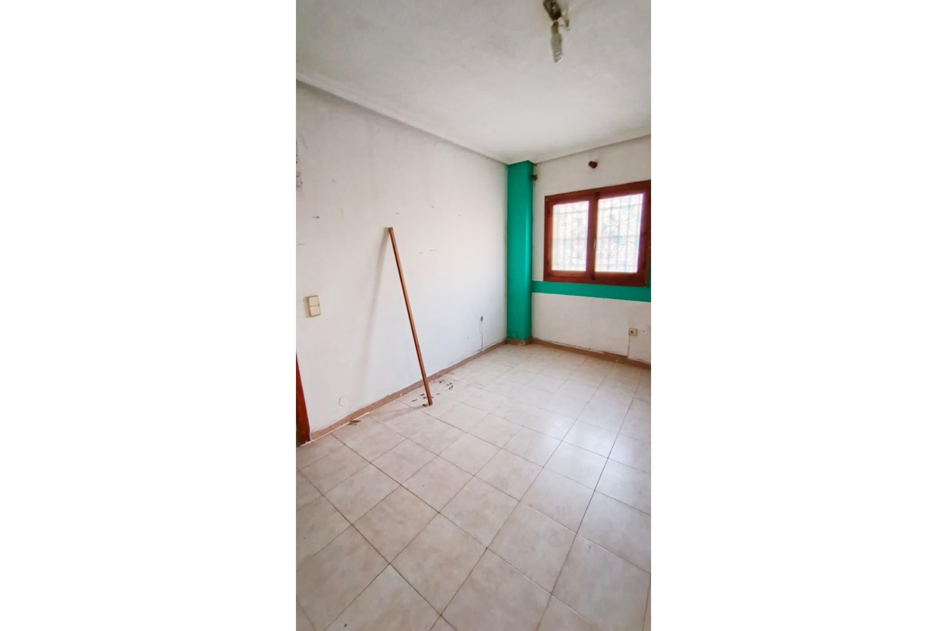 Segunda mano - Apartamento -
Torrevieja - Centro
