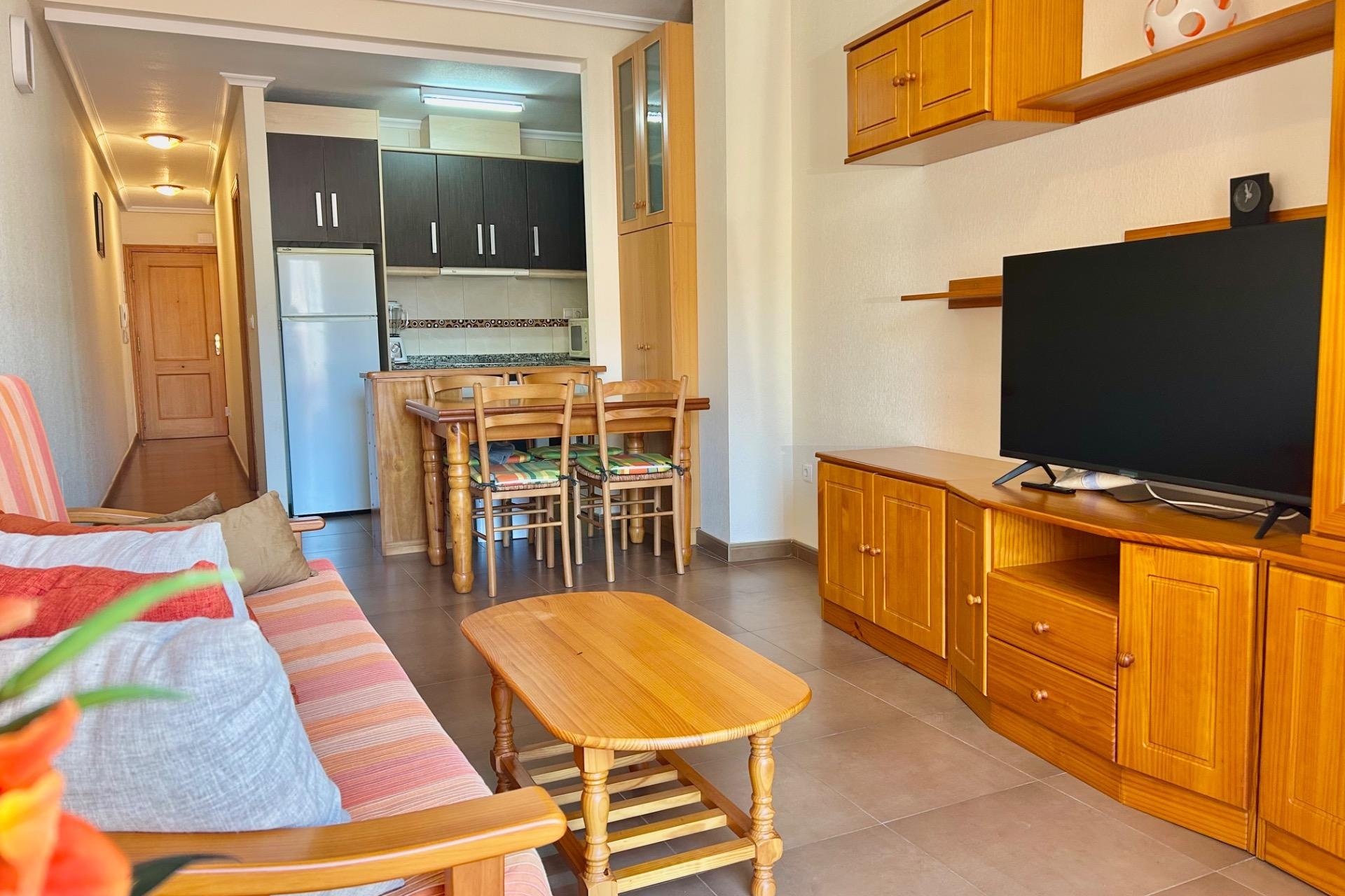 Segunda mano - Apartamento -
Torrevieja - Centro