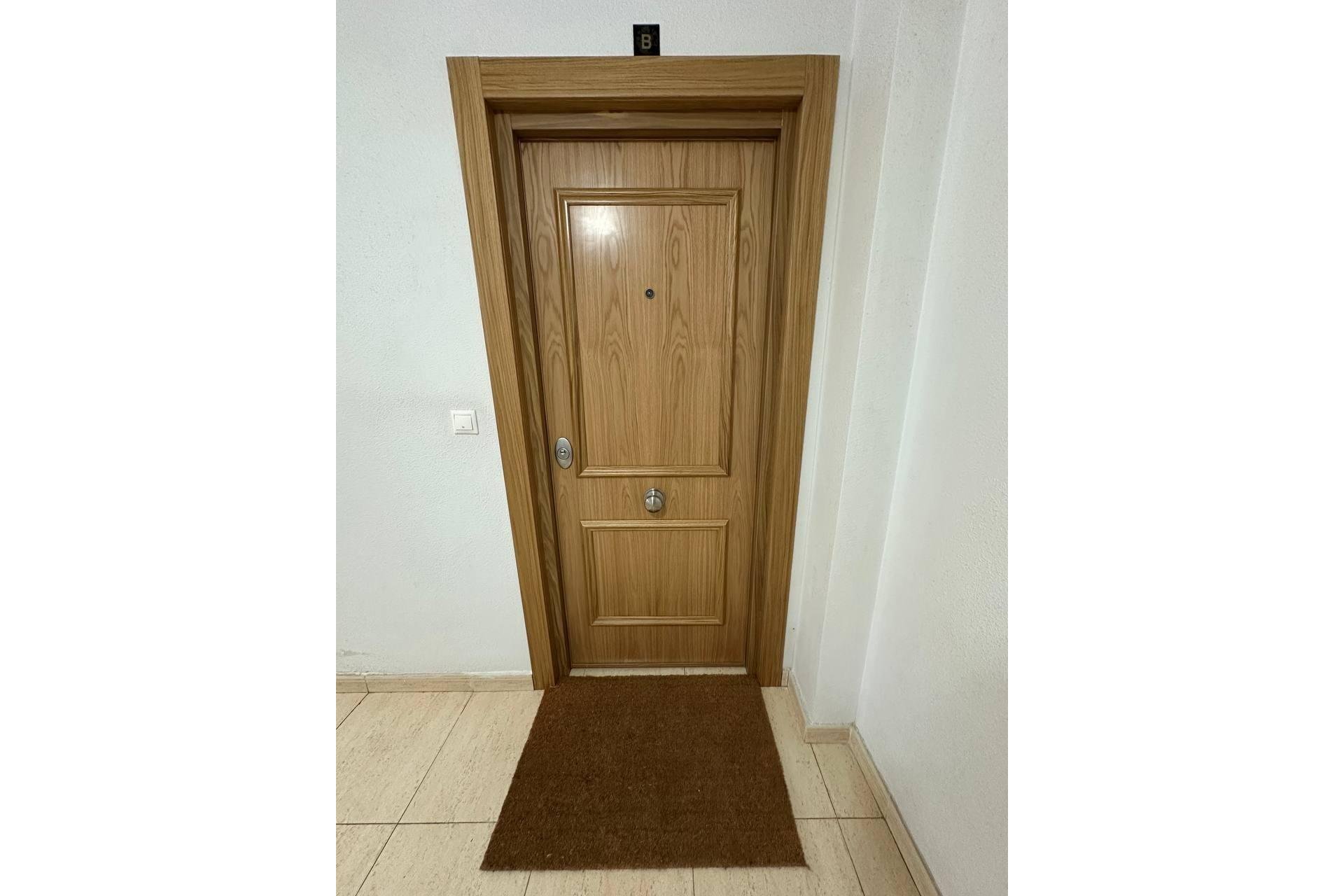 Segunda mano - Apartamento -
Torrevieja - Centro