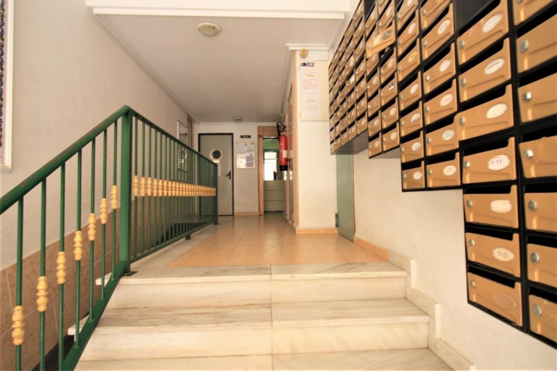 Segunda mano - Apartamento -
Torrevieja - Centro