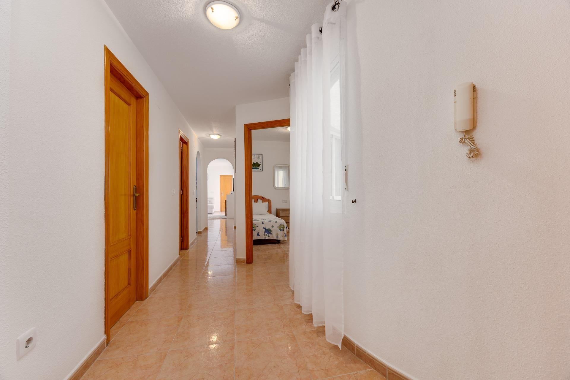 Segunda mano - Apartamento -
Torrevieja - Centro