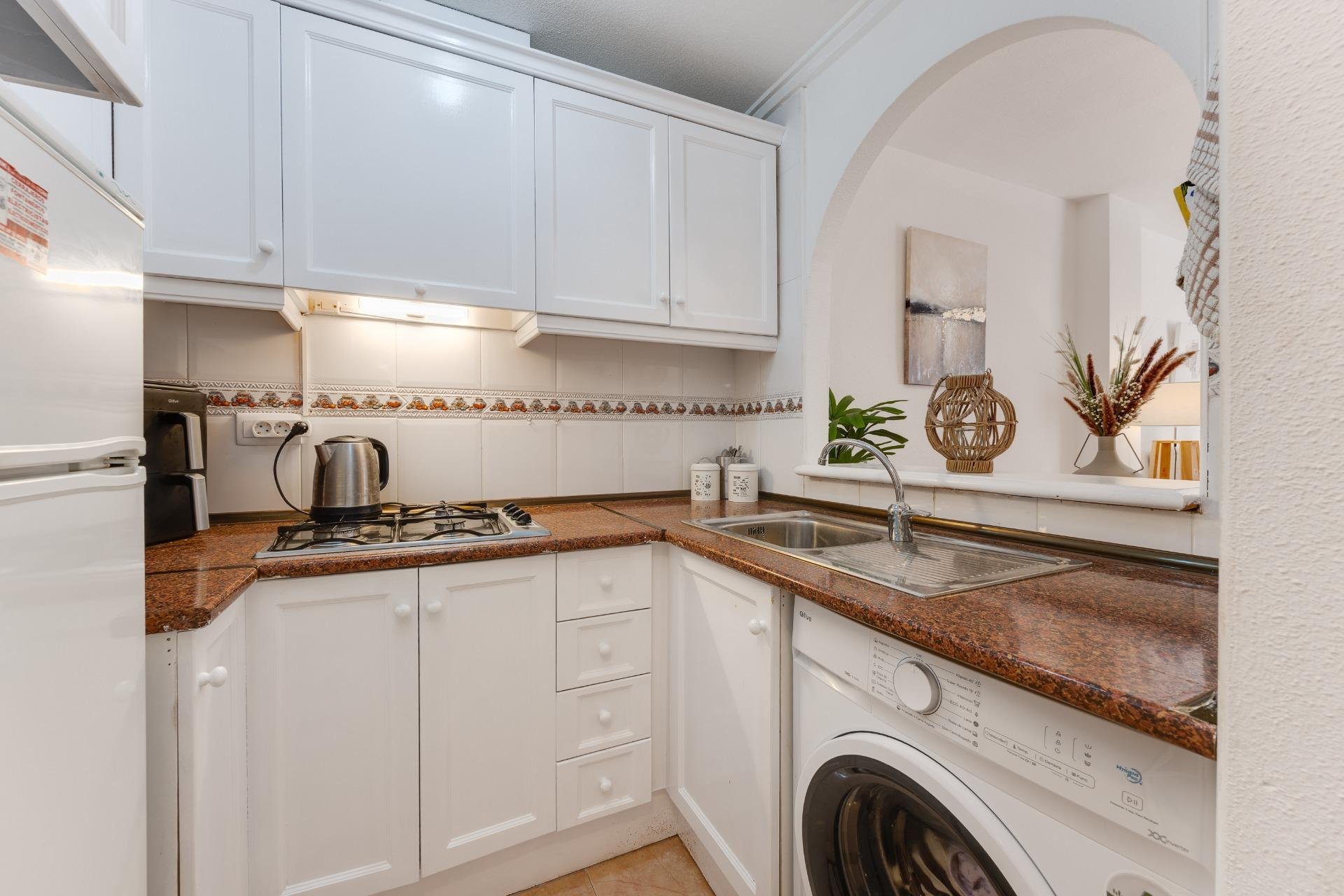 Segunda mano - Apartamento -
Torrevieja - Centro