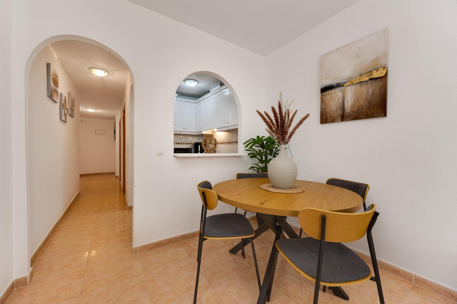Segunda mano - Apartamento -
Torrevieja - Centro