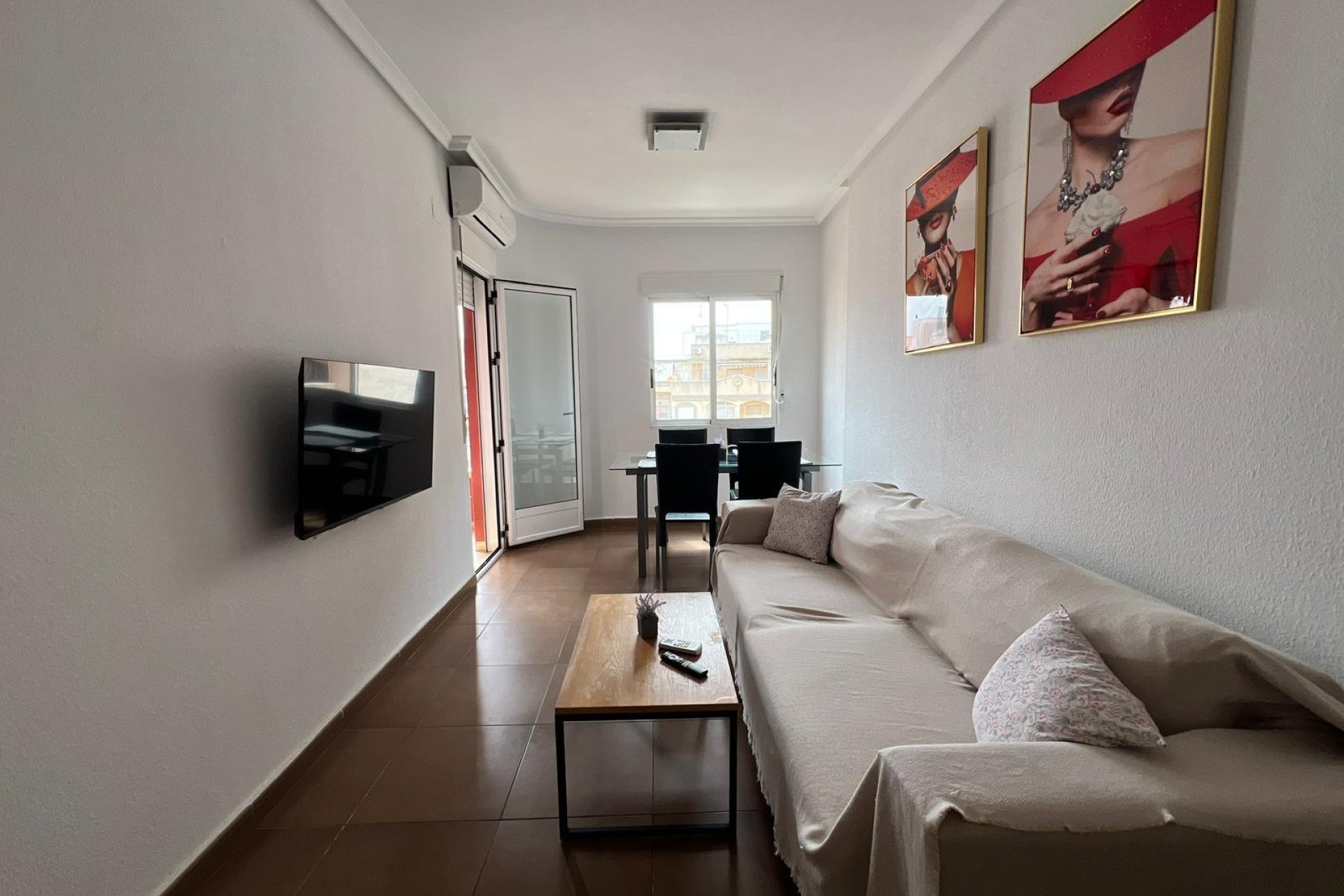 Segunda mano - Apartamento -
Torrevieja - Centro