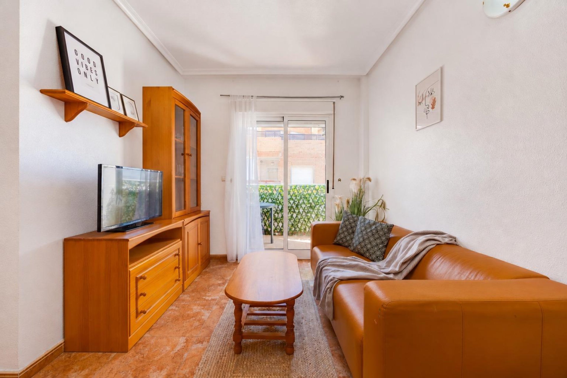 Segunda mano - Apartamento -
Torrevieja - Centro