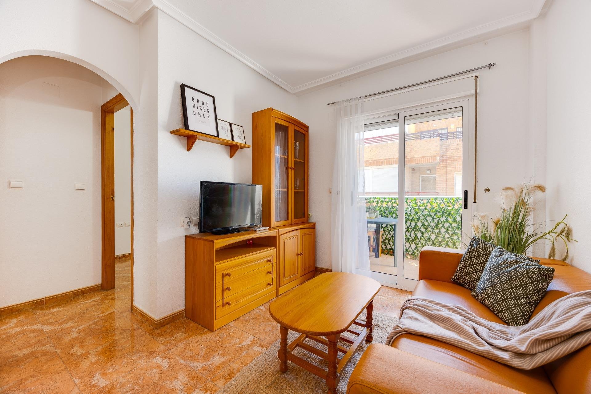 Segunda mano - Apartamento -
Torrevieja - Centro