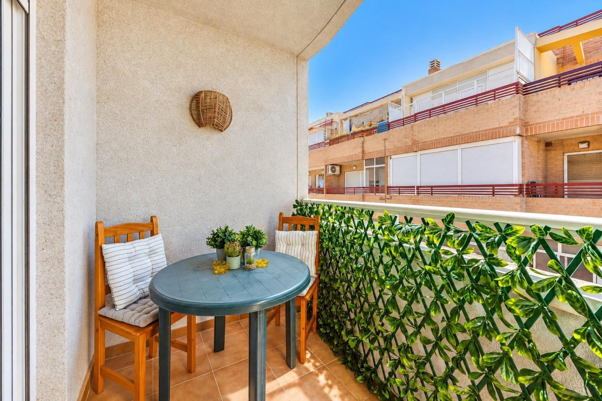 Segunda mano - Apartamento -
Torrevieja - Centro