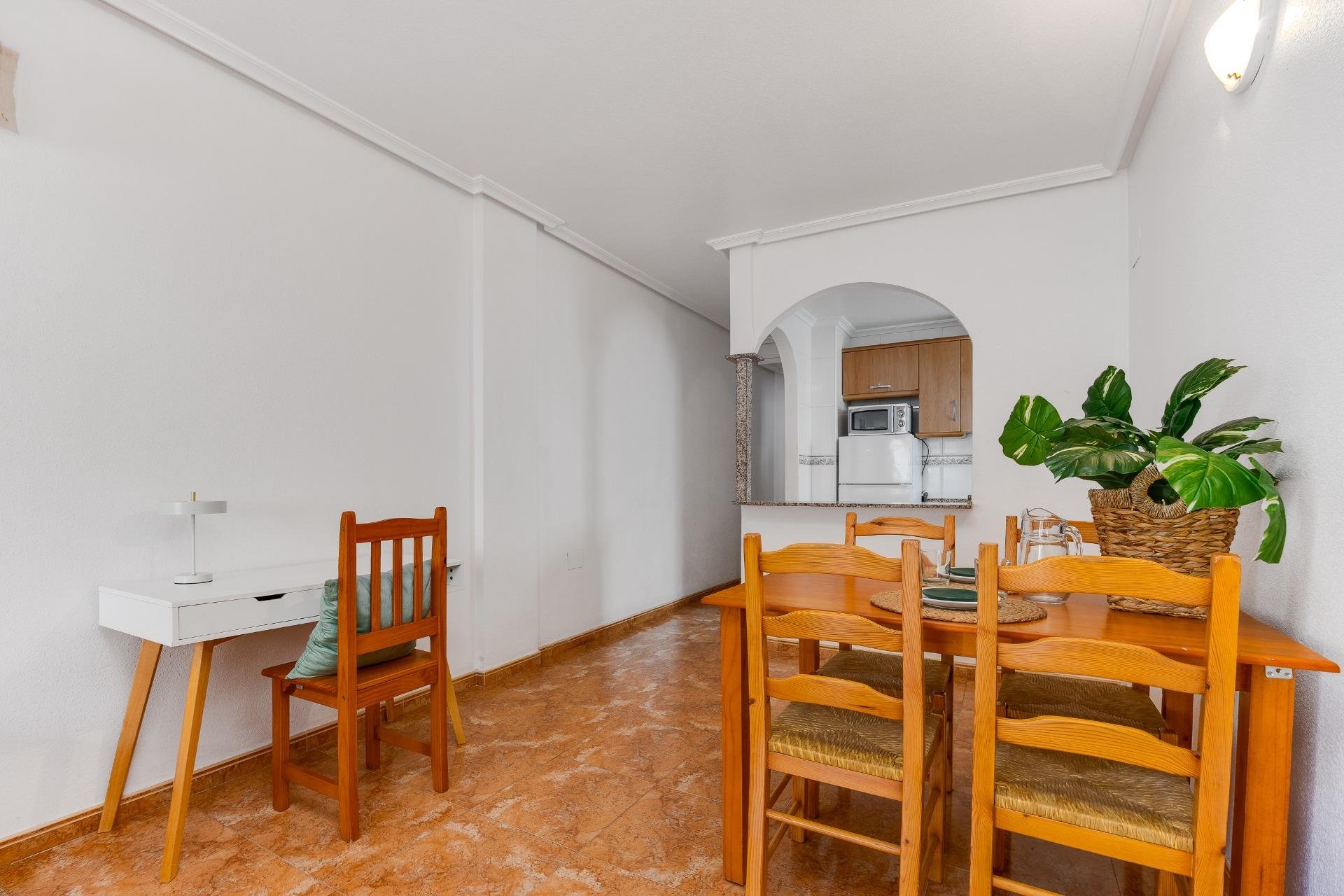 Segunda mano - Apartamento -
Torrevieja - Centro