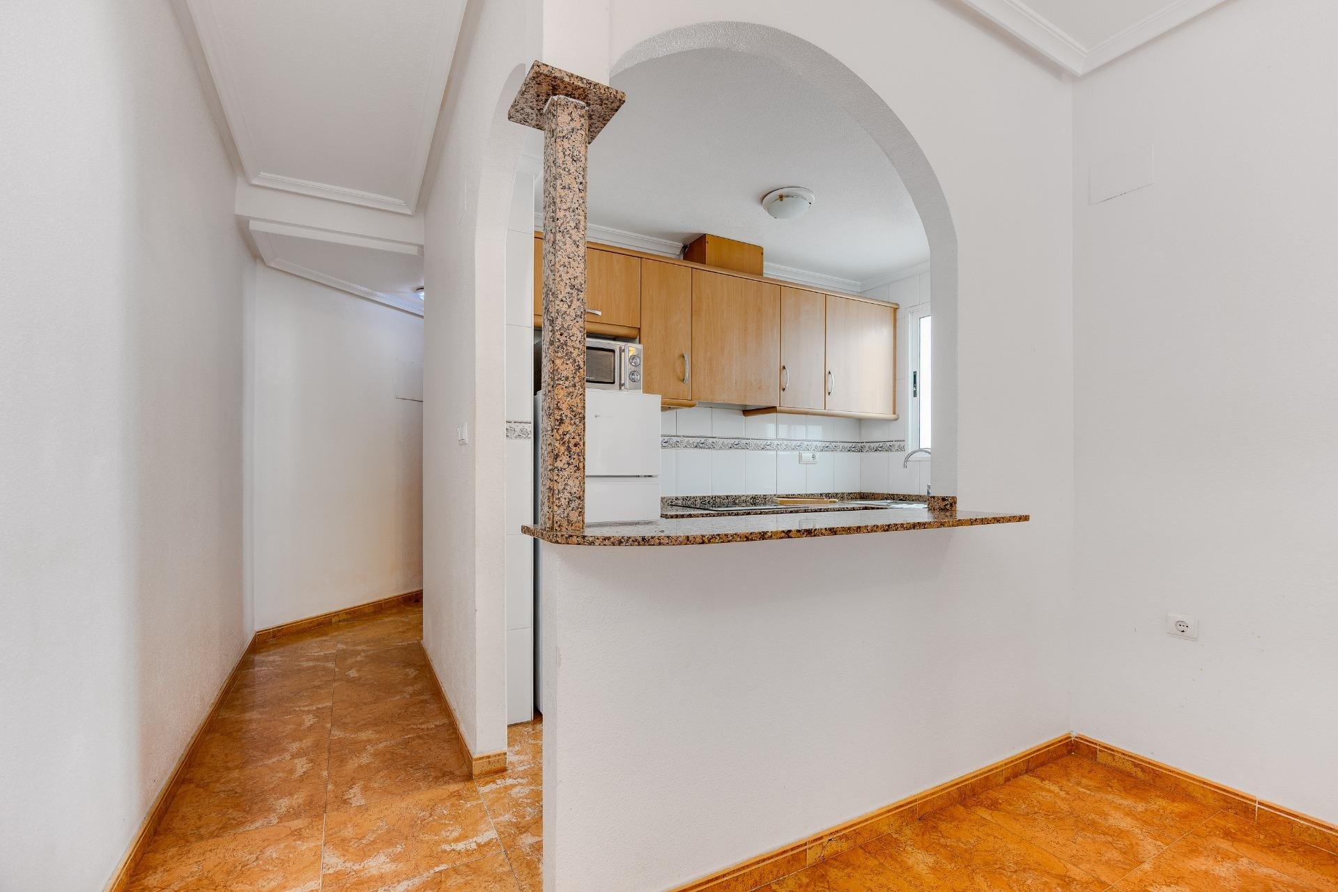 Segunda mano - Apartamento -
Torrevieja - Centro