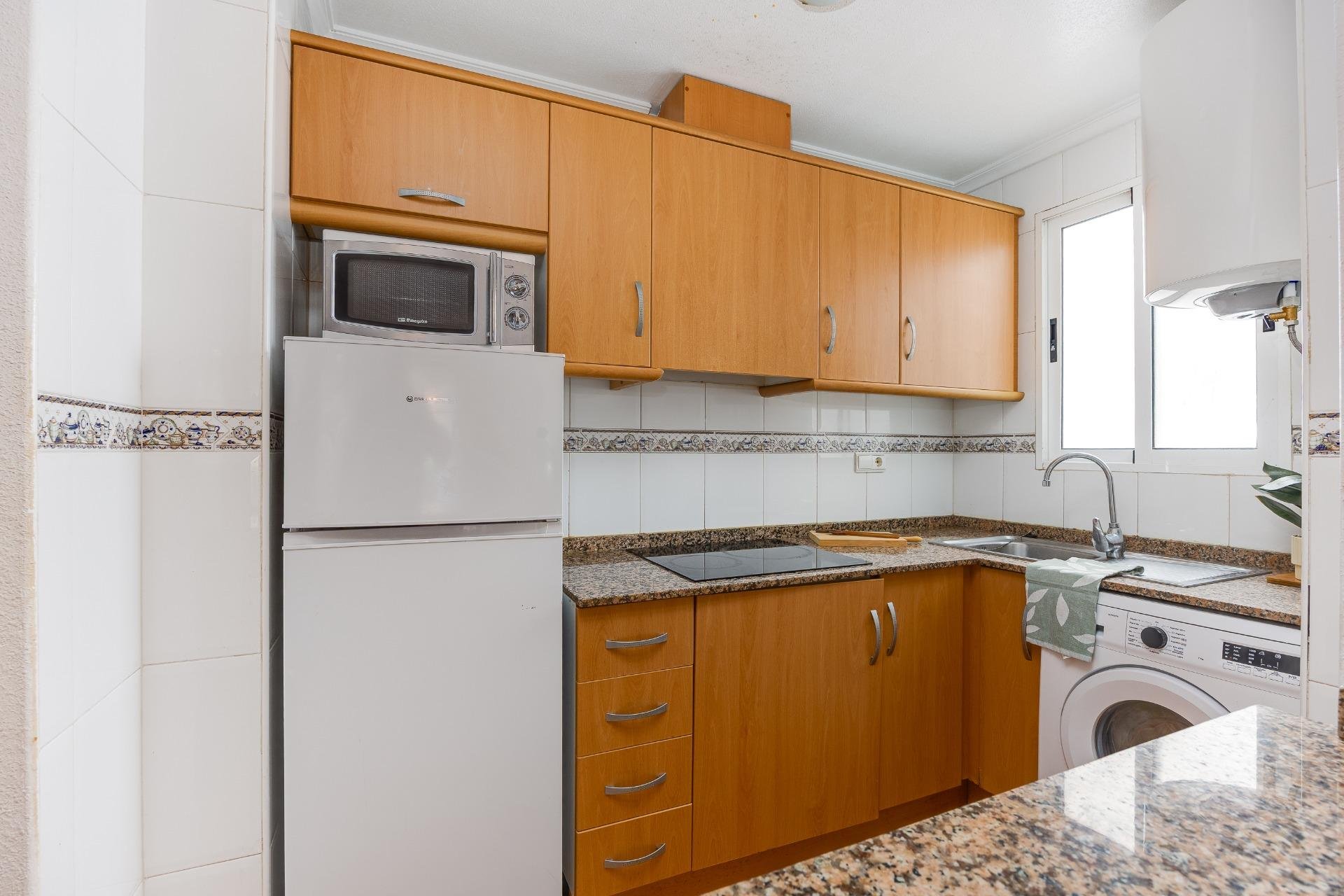 Segunda mano - Apartamento -
Torrevieja - Centro