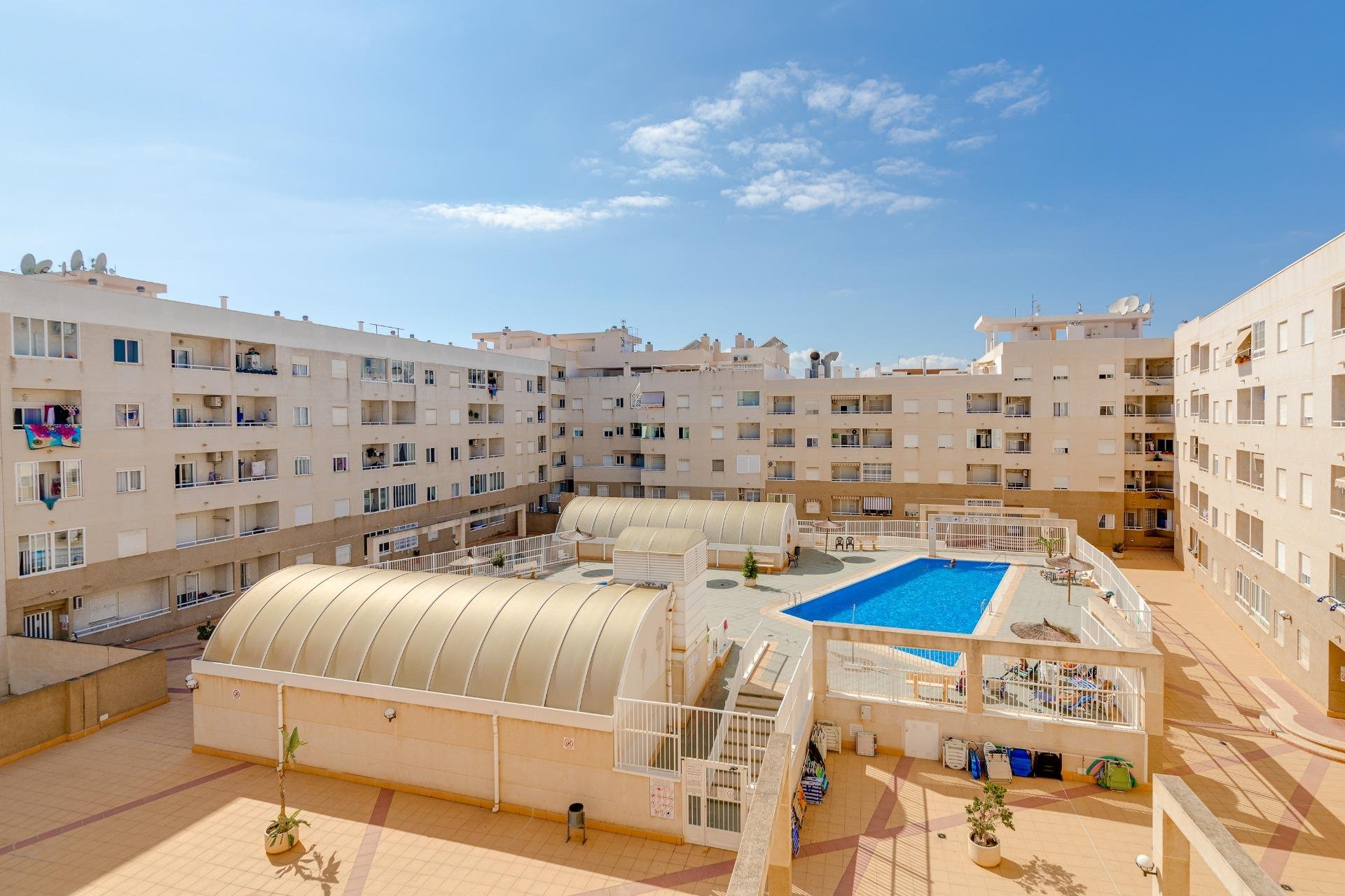 Segunda mano - Apartamento -
Torrevieja - Centro