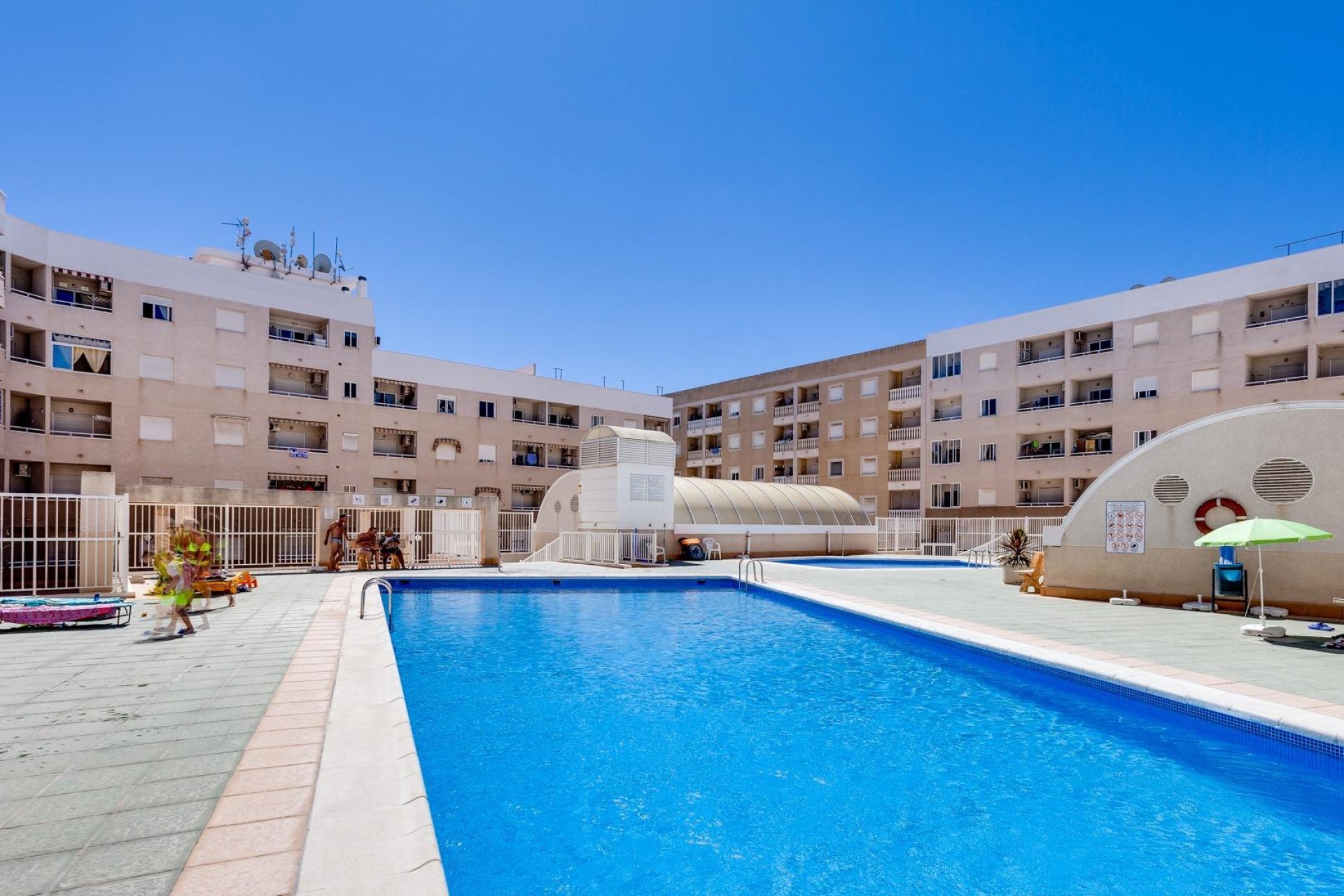 Segunda mano - Apartamento -
Torrevieja - Centro