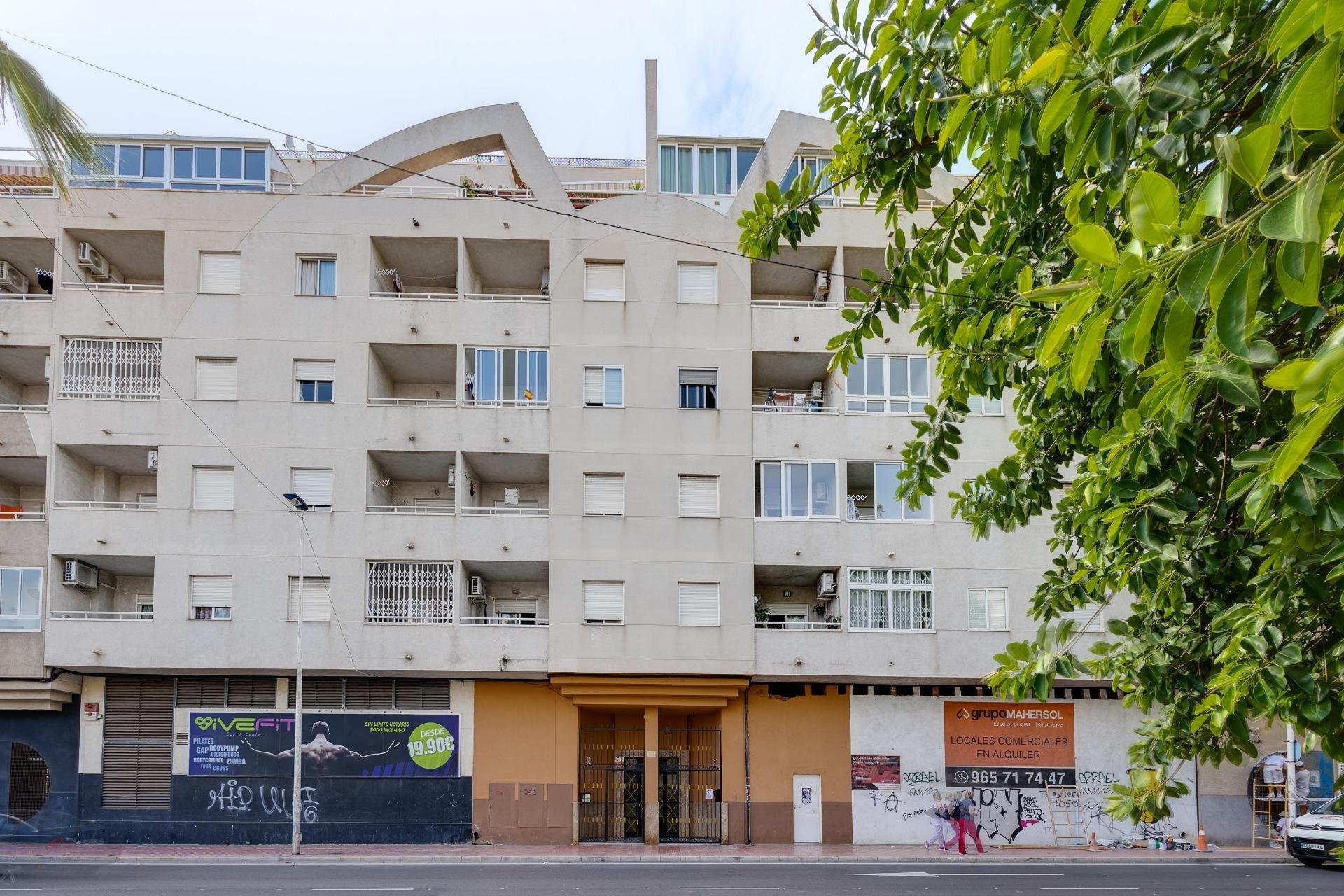 Segunda mano - Apartamento -
Torrevieja - Centro