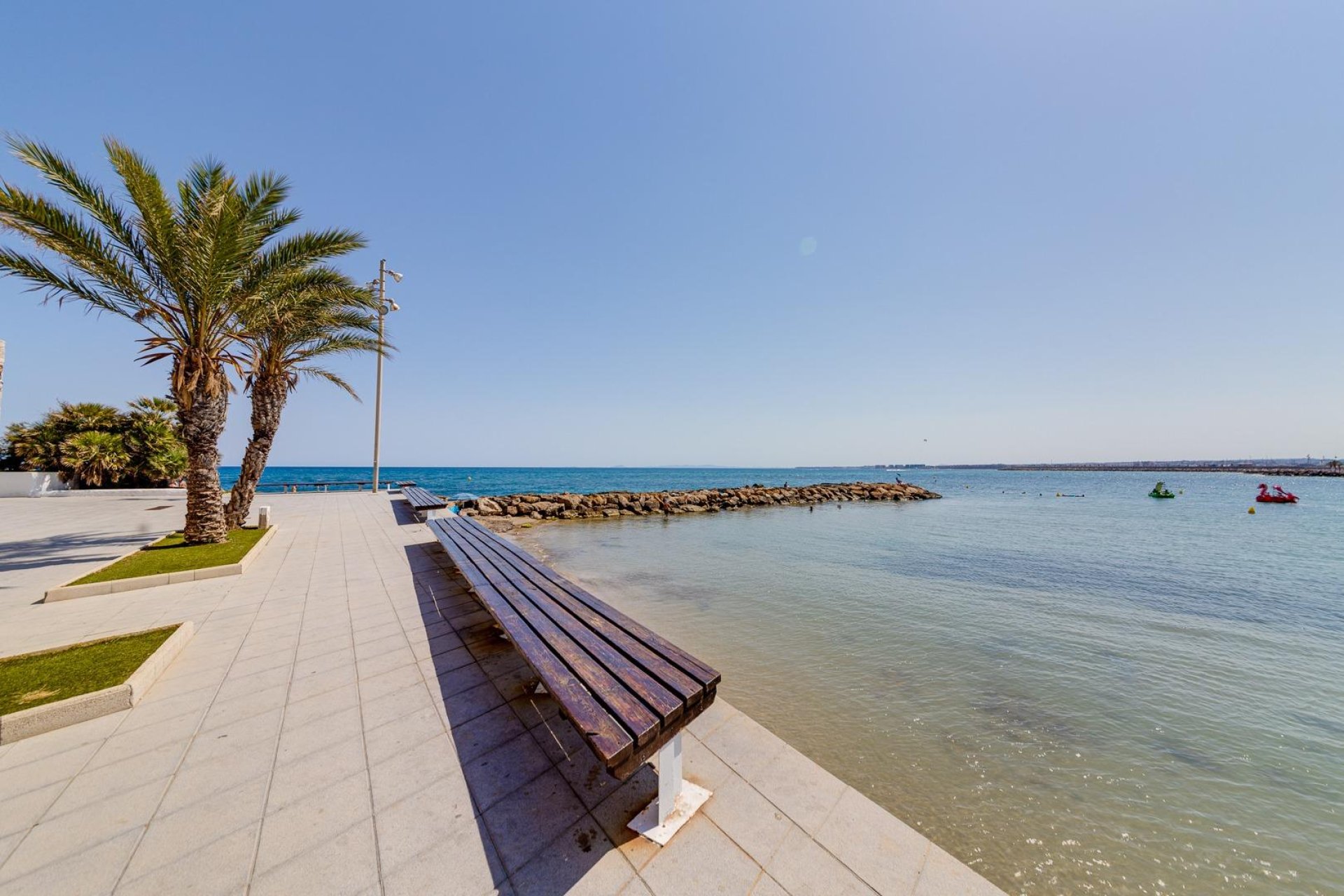 Segunda mano - Apartamento -
Torrevieja - Centro