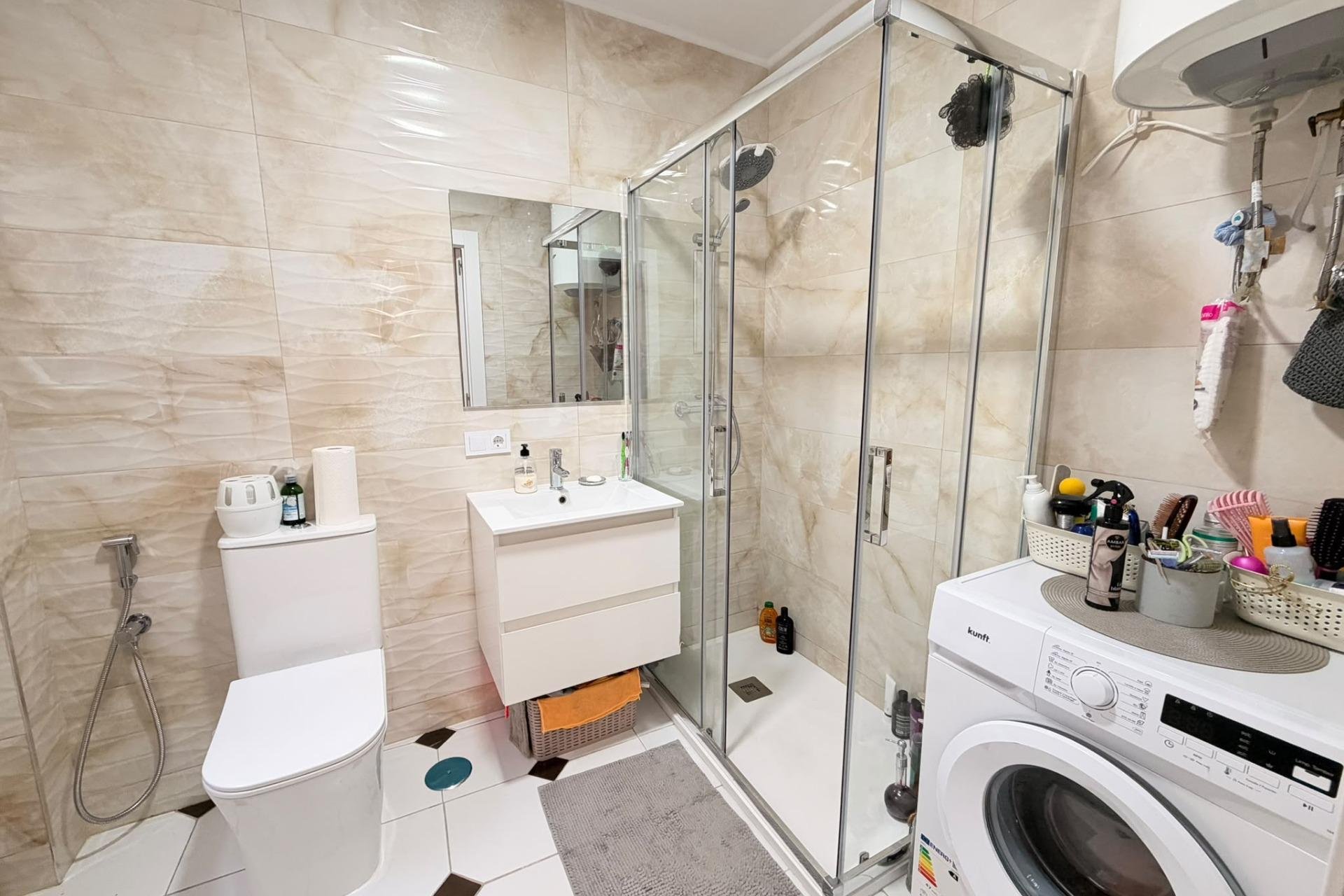 Segunda mano - Apartamento -
Torrevieja - Centro